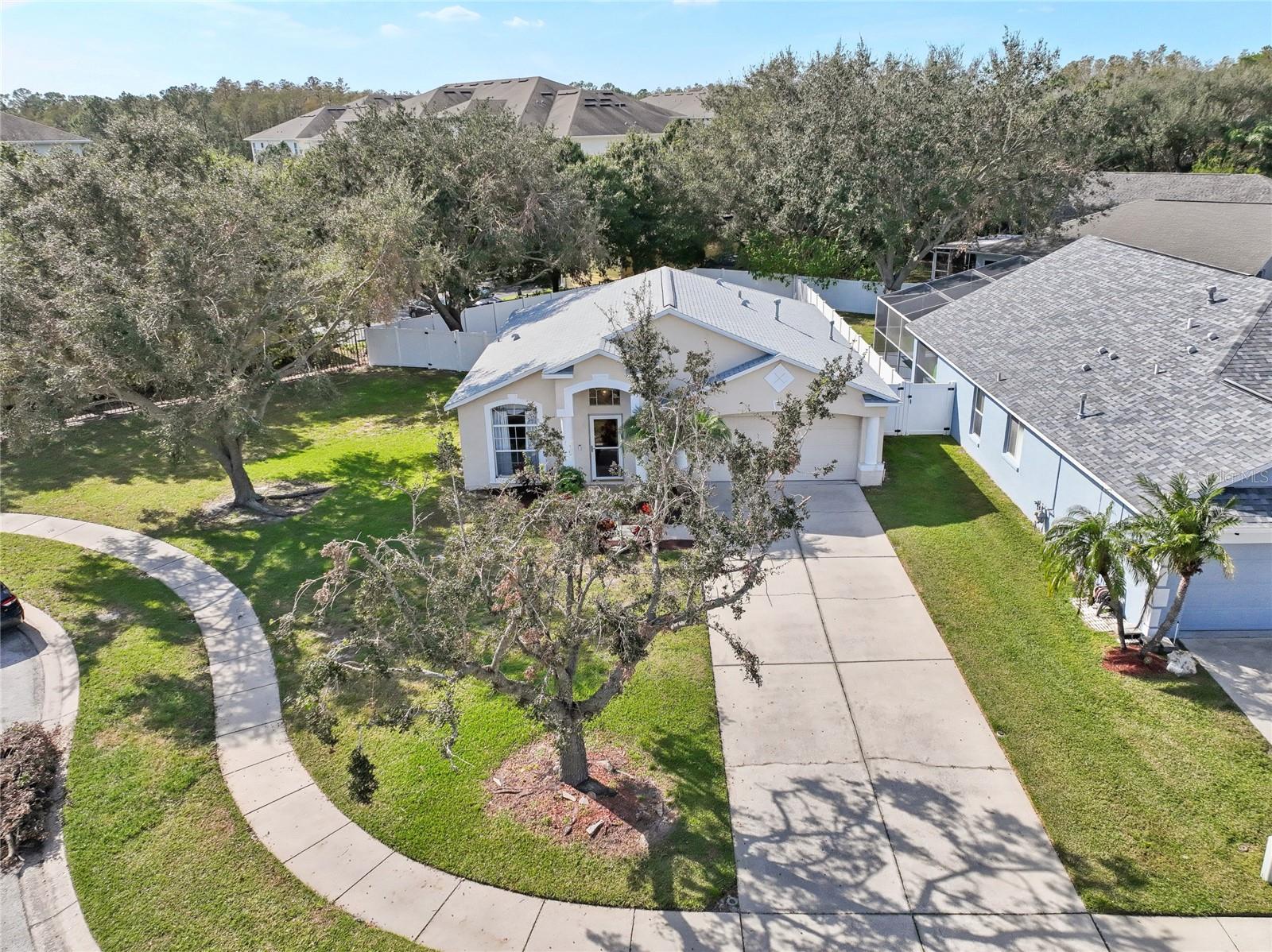 8406 POYDRAS LN