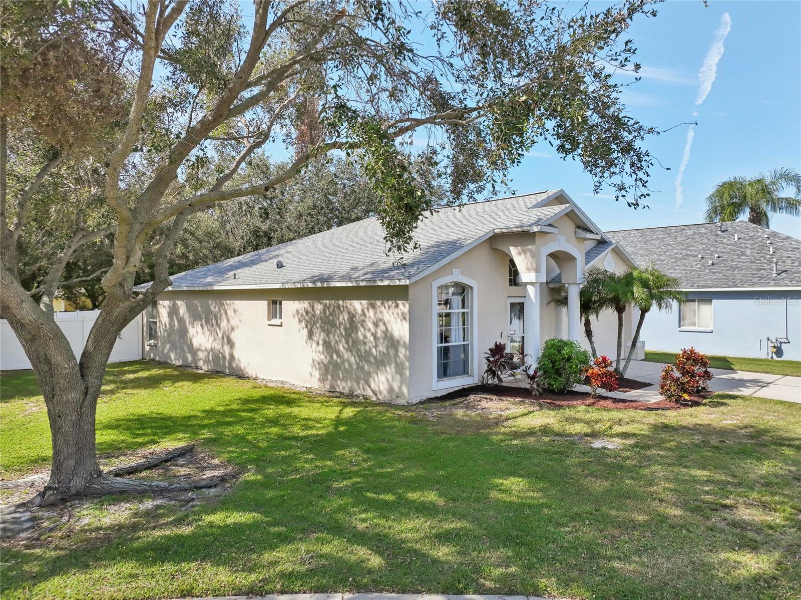 8406 POYDRAS LN