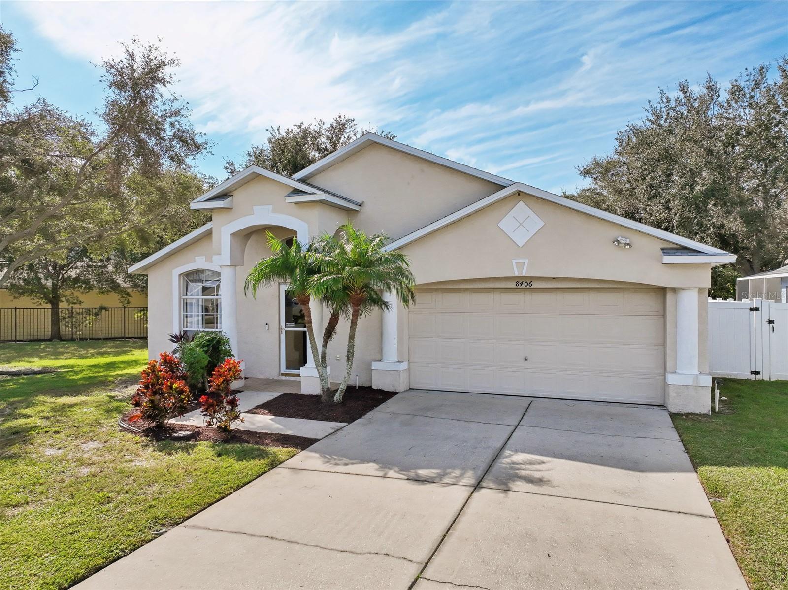 8406 POYDRAS LN