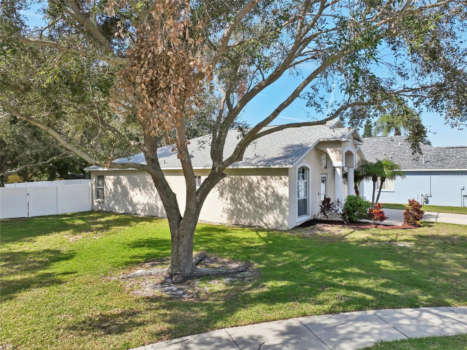 8406 POYDRAS LN