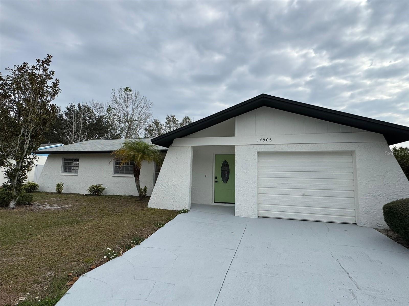 14505 FARM HILLS PL