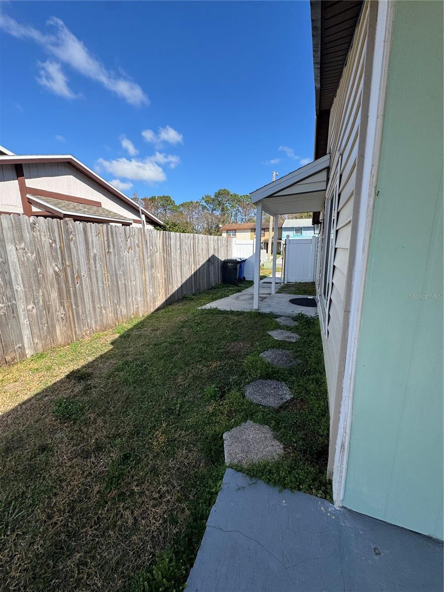 14212 VILLAGE VIEW DR