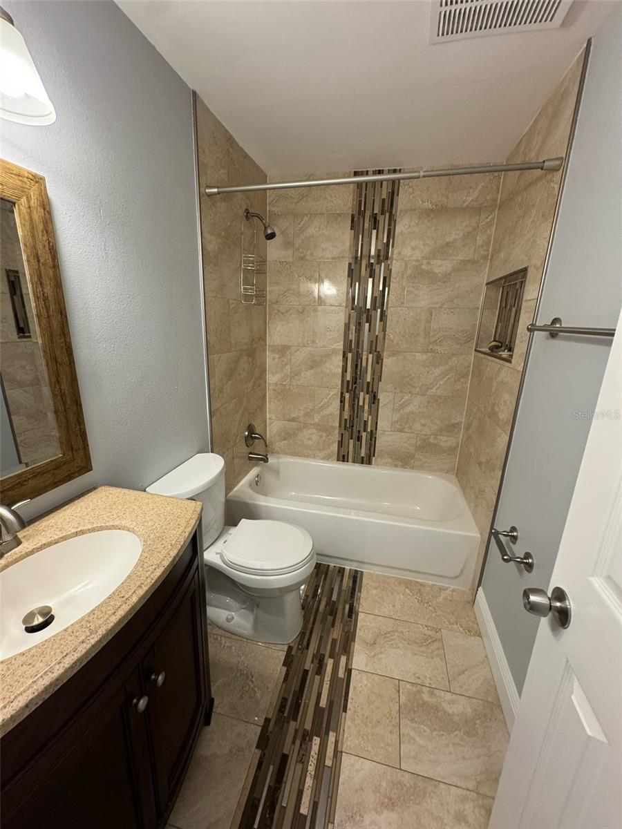 7517 CAMARINA CALLE