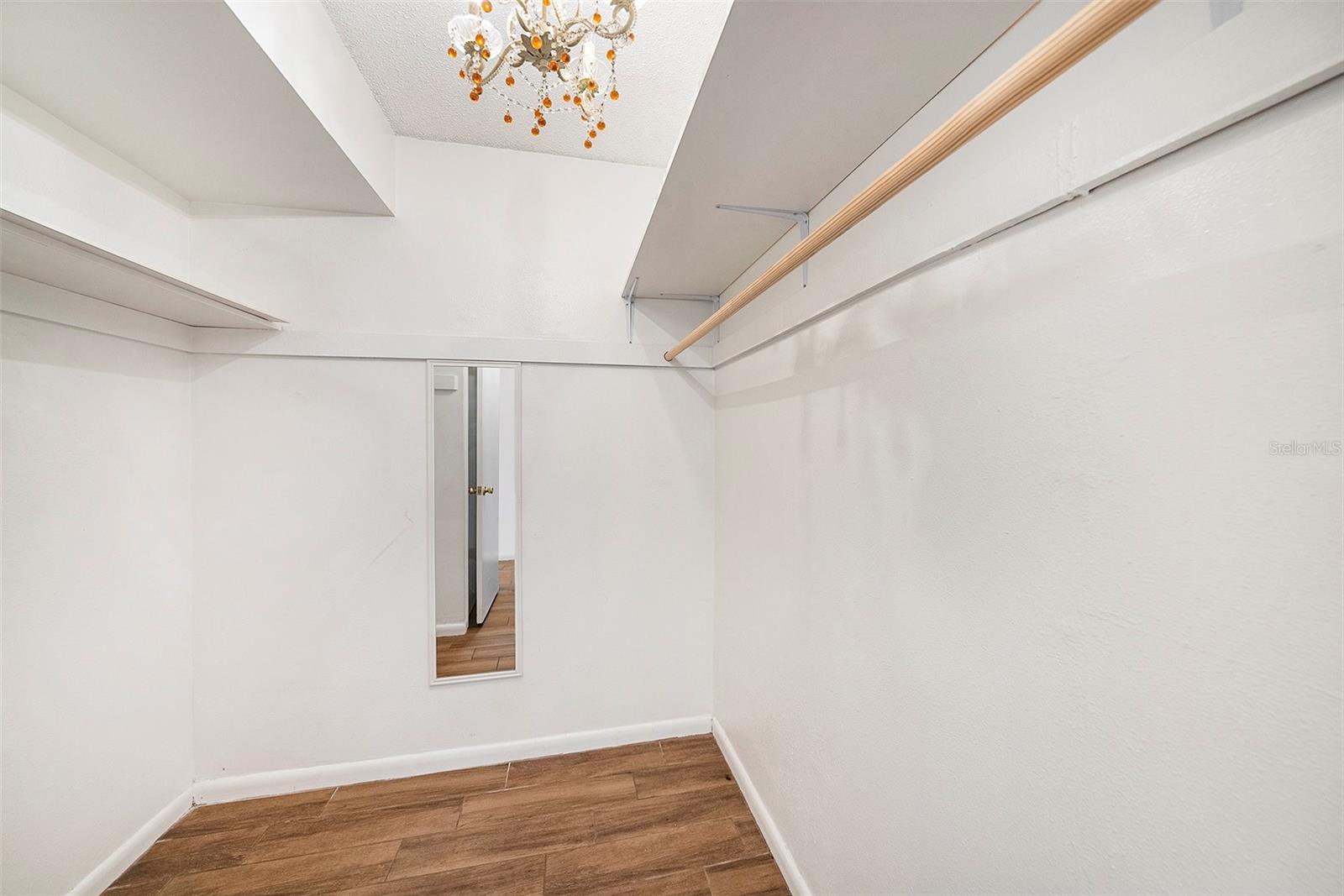 10453 CARROLLBROOK CIR #122