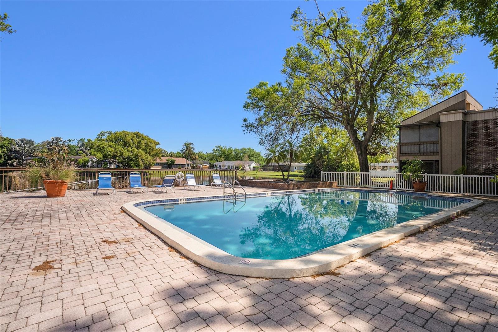 10453 CARROLLBROOK CIR #122