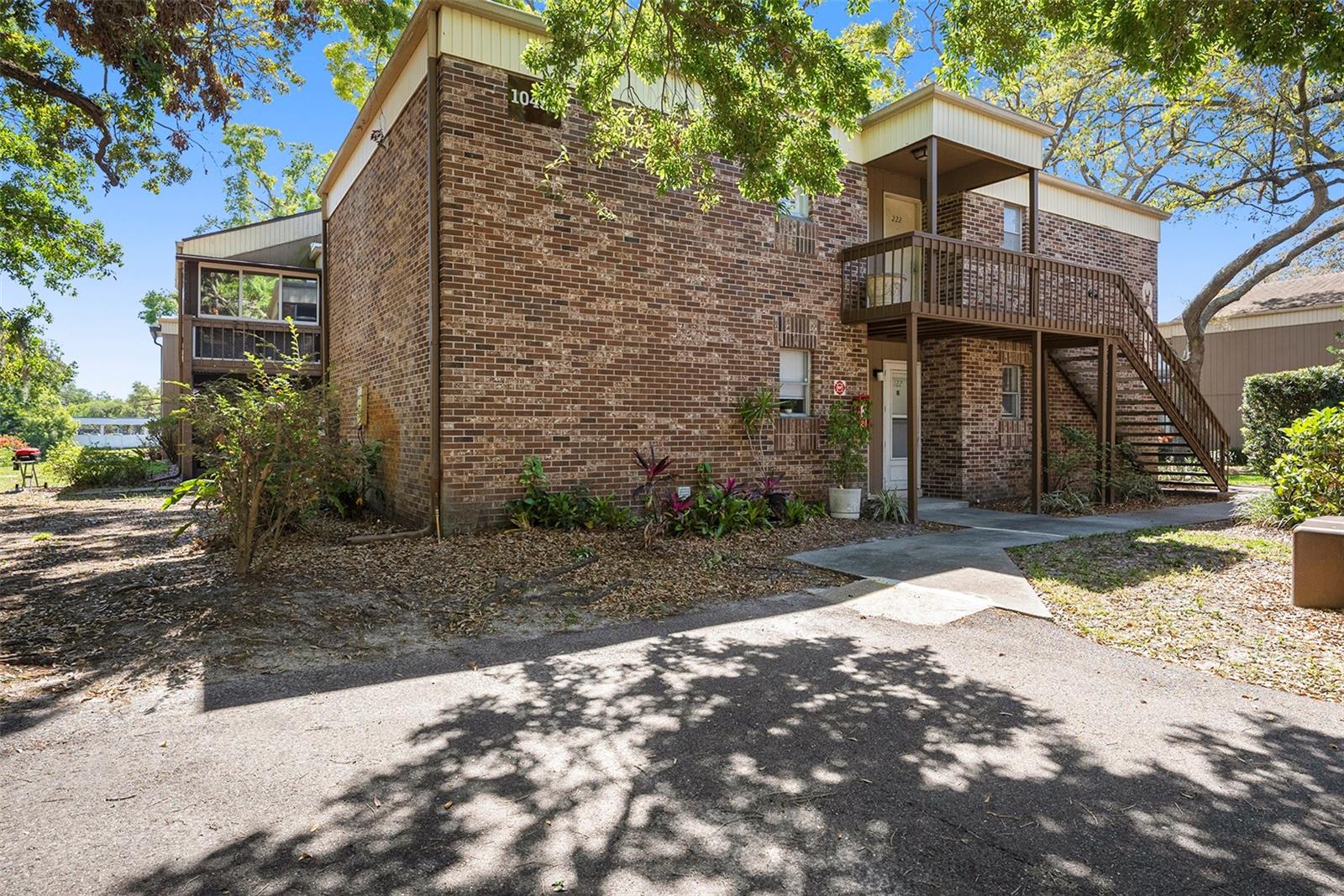 10453 CARROLLBROOK CIR #122