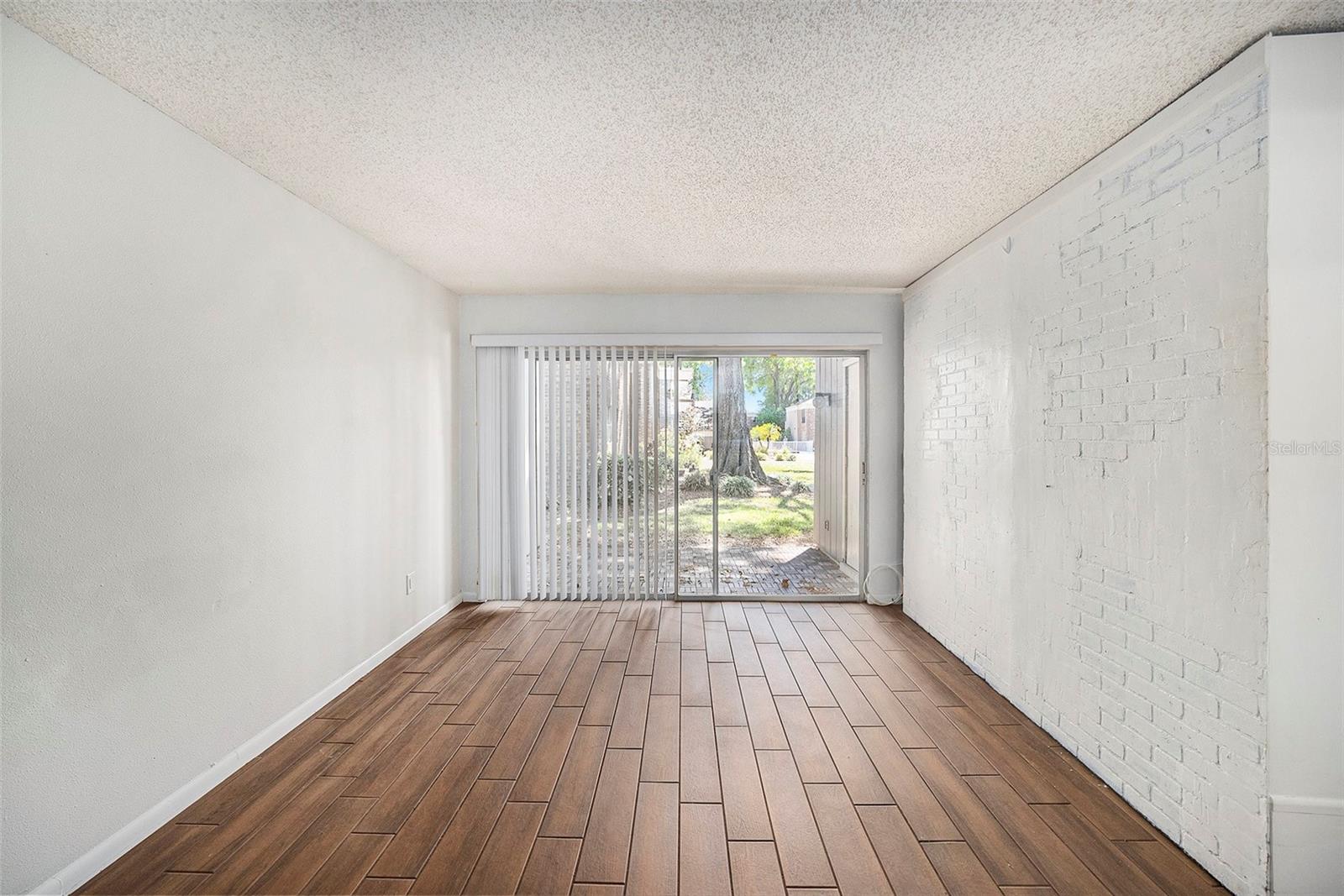 10453 CARROLLBROOK CIR #122