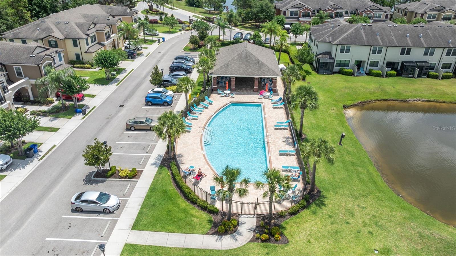 11526 CROWNED SPARROW LN