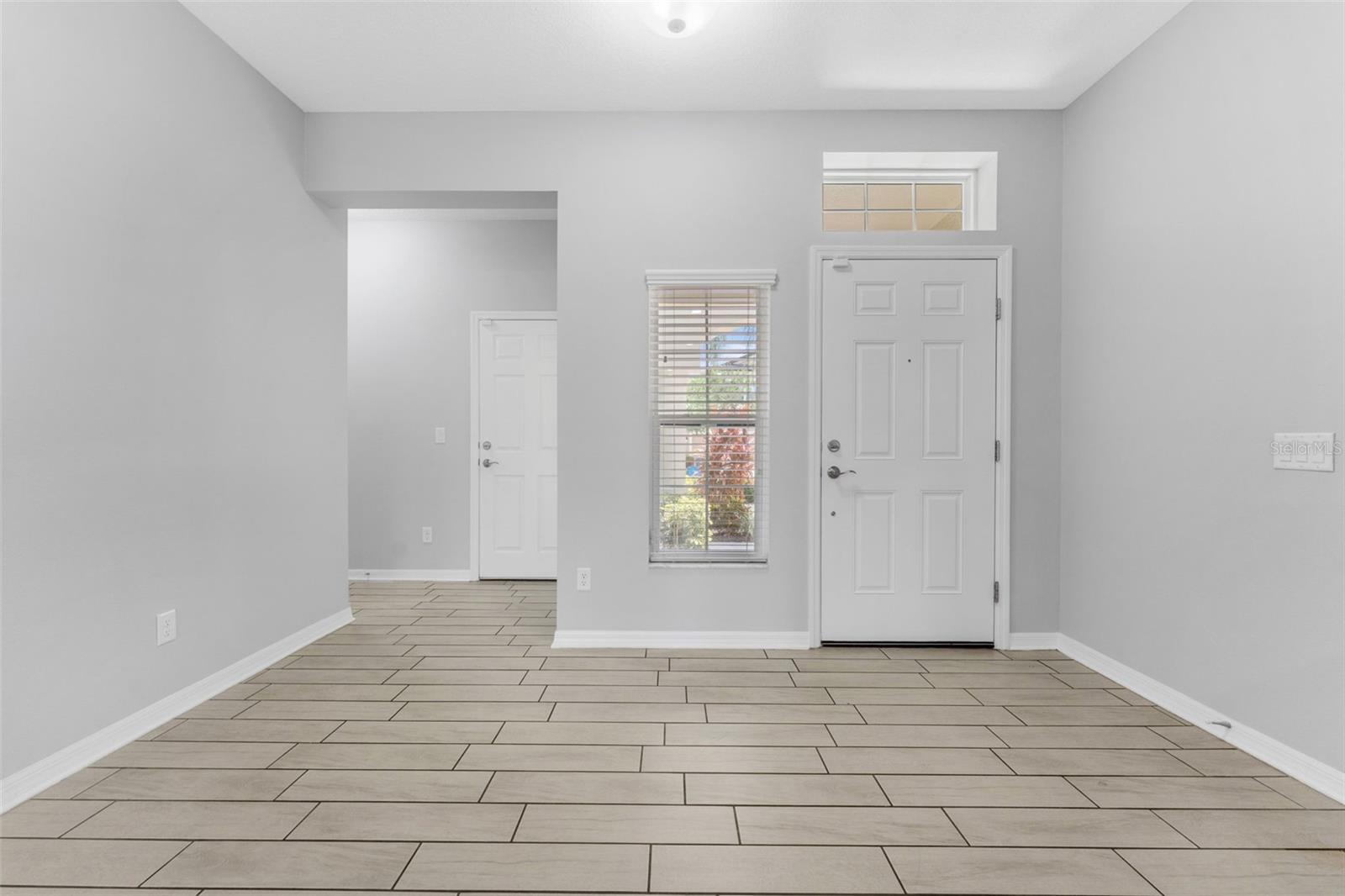 11526 CROWNED SPARROW LN