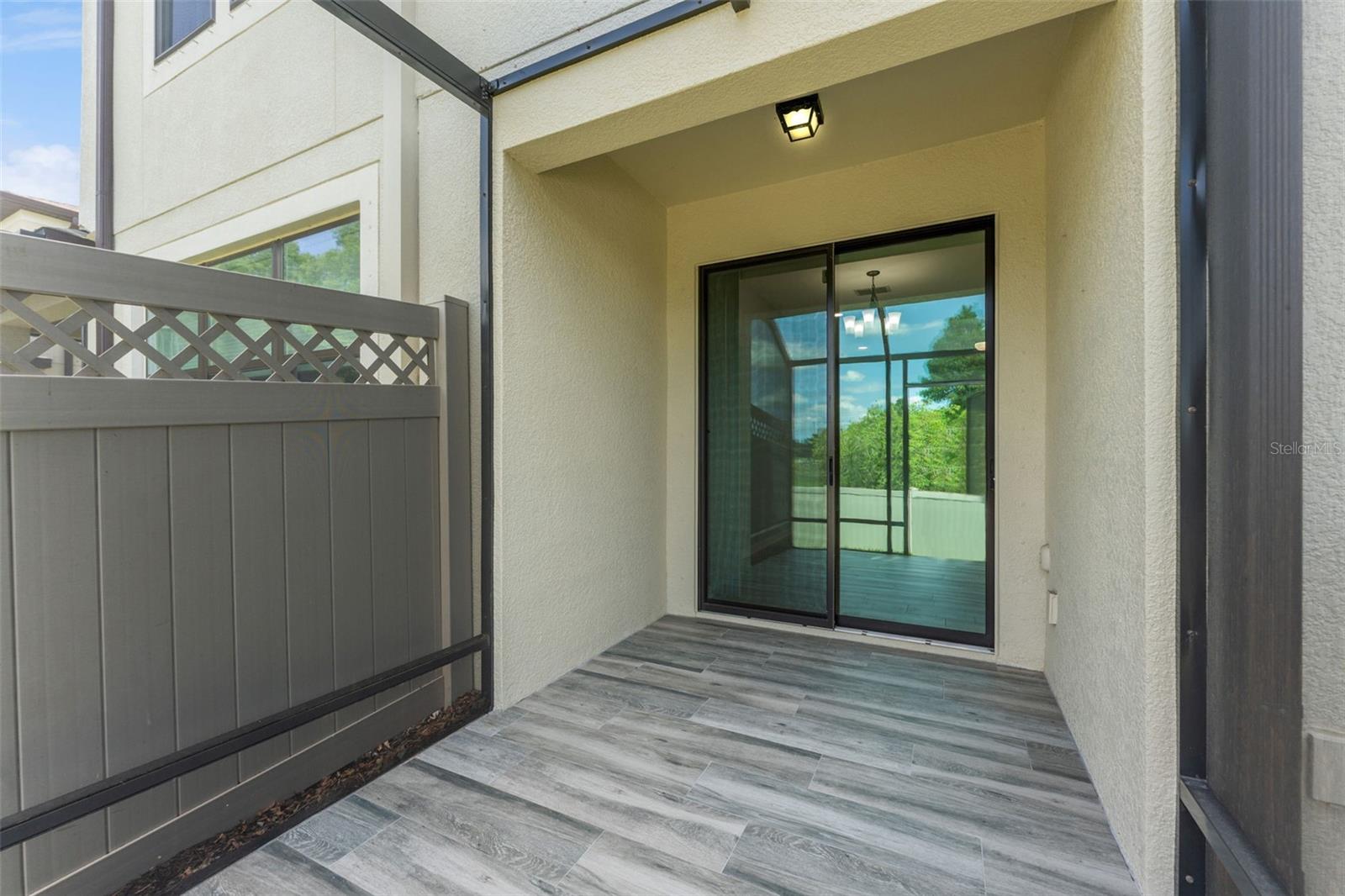 11526 CROWNED SPARROW LN