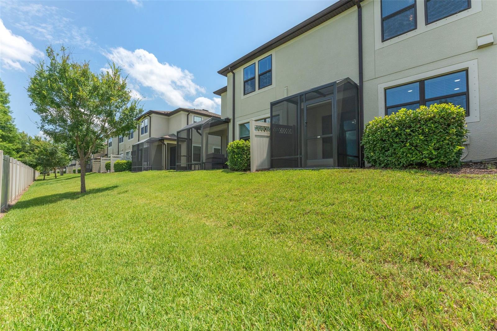 11526 CROWNED SPARROW LN