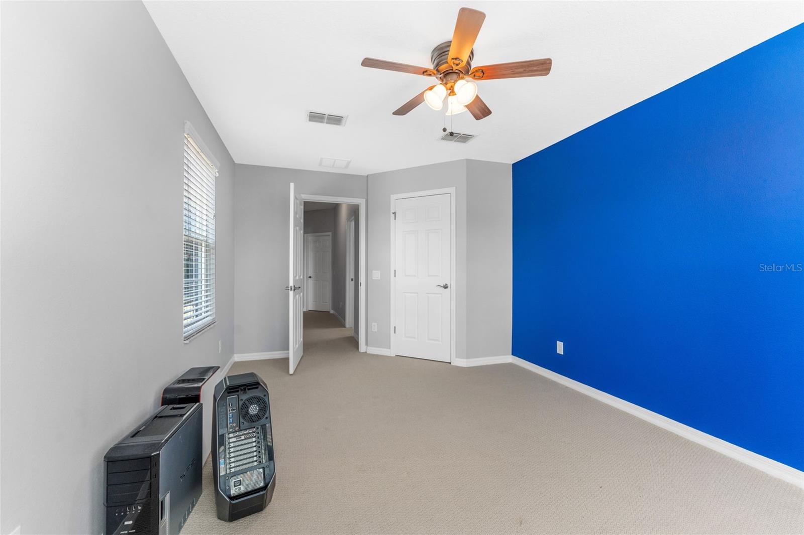 11526 CROWNED SPARROW LN