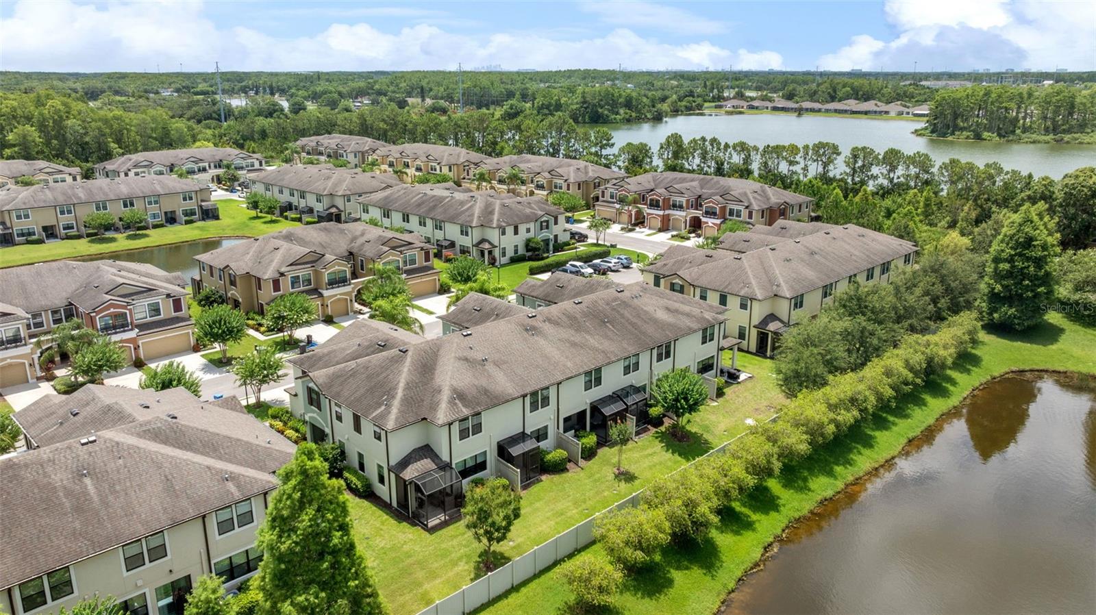 11526 CROWNED SPARROW LN