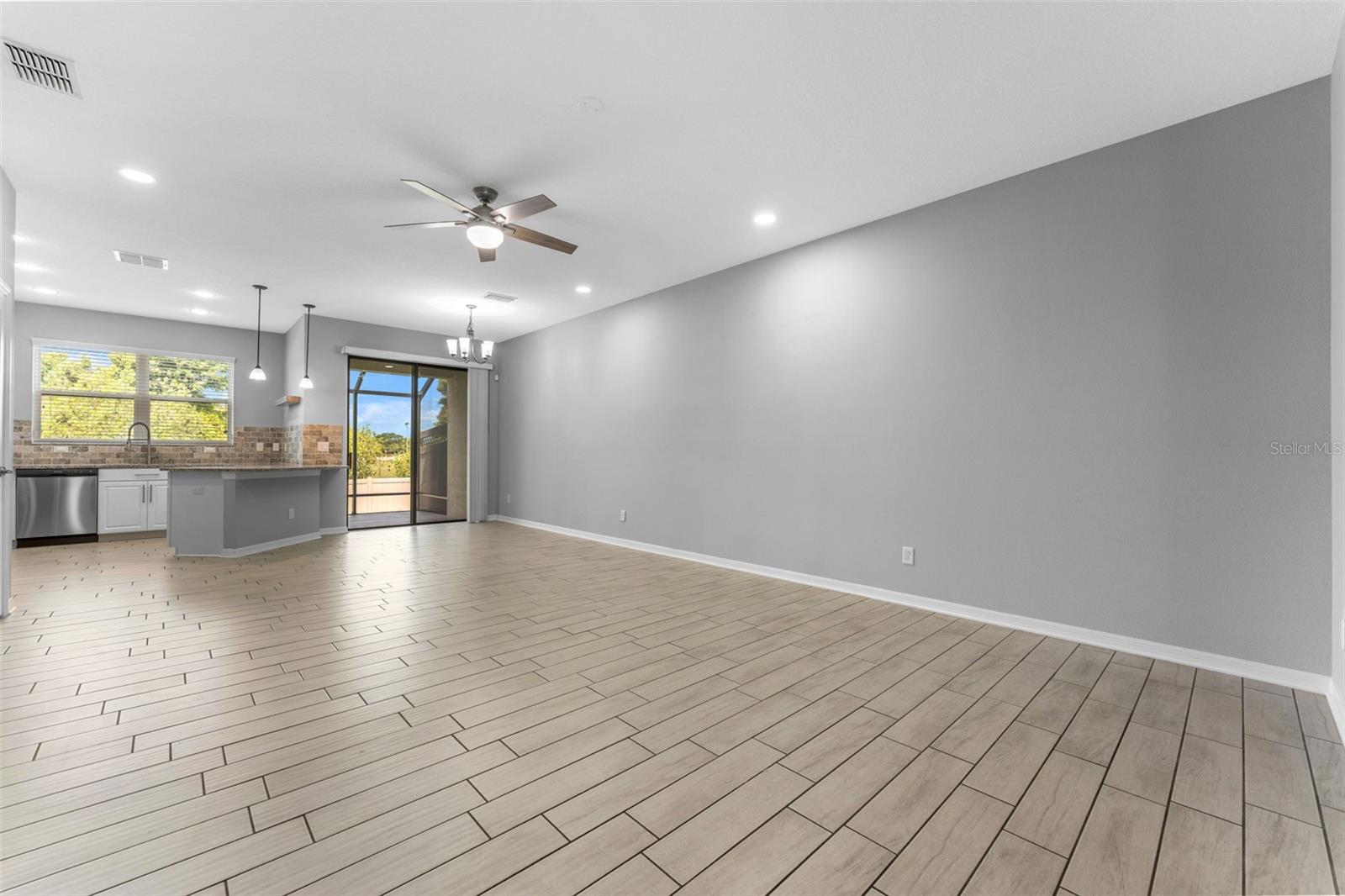 11526 CROWNED SPARROW LN