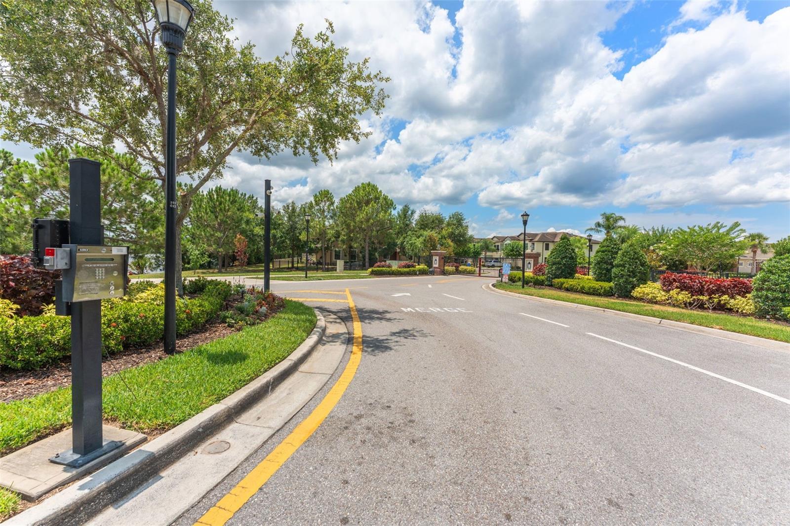 11526 CROWNED SPARROW LN