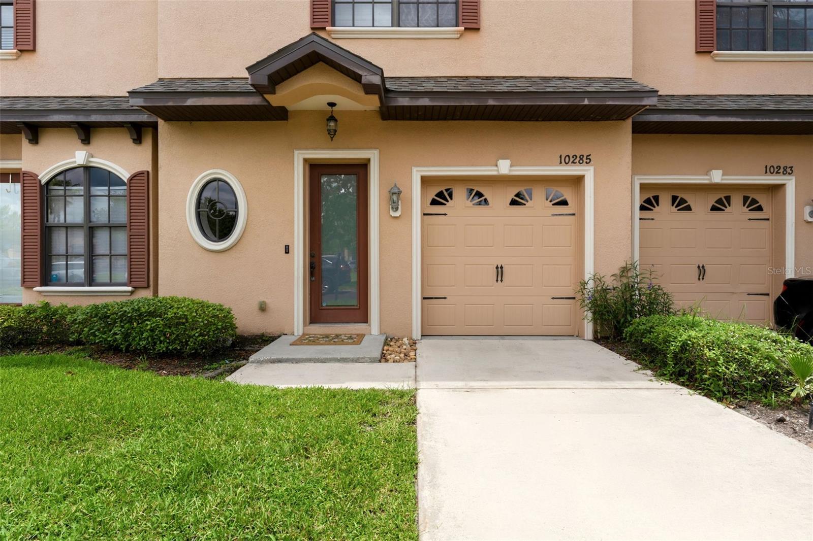 10285 VILLA PALAZZO CT