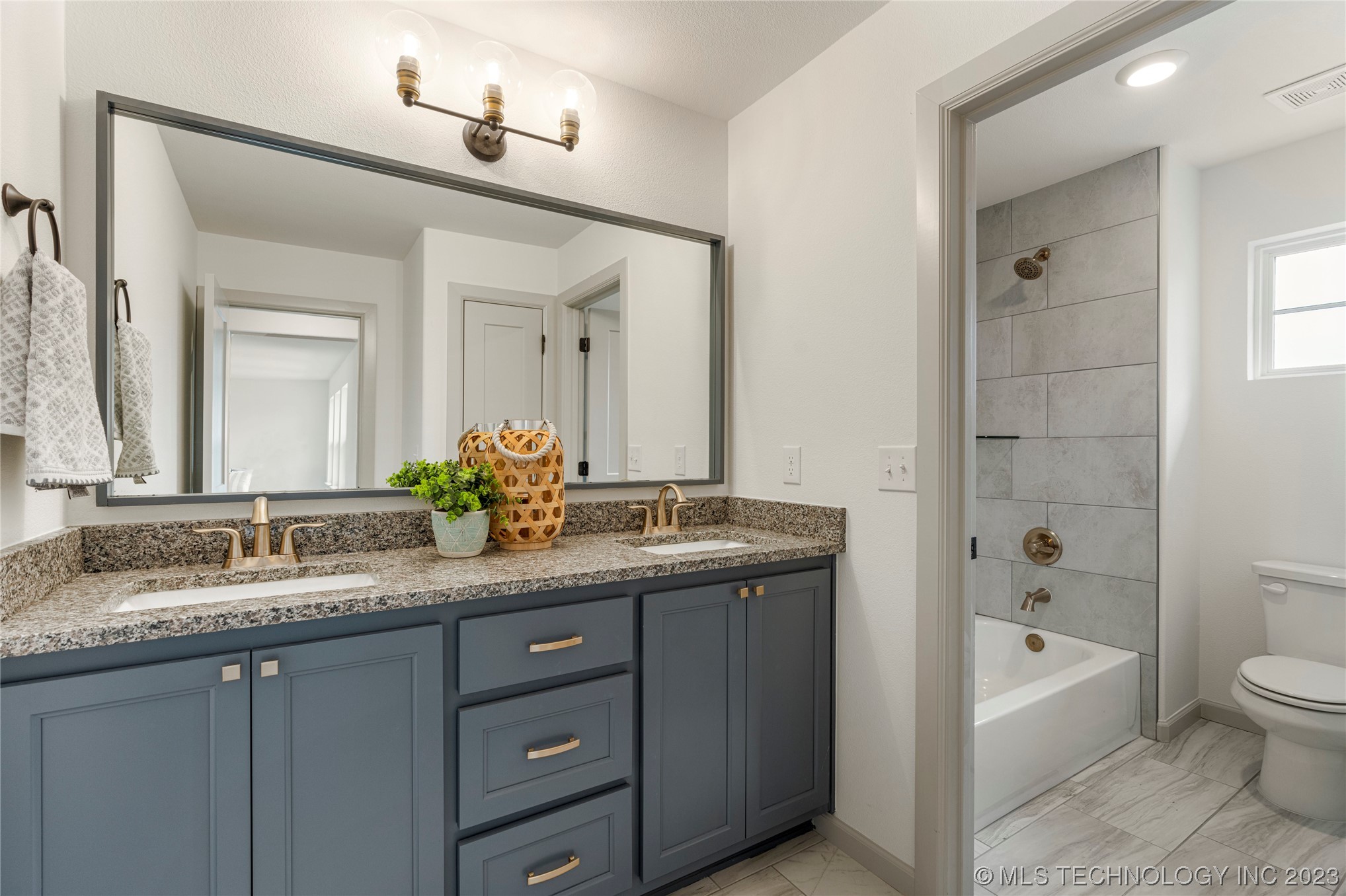 117 W 168th Street S