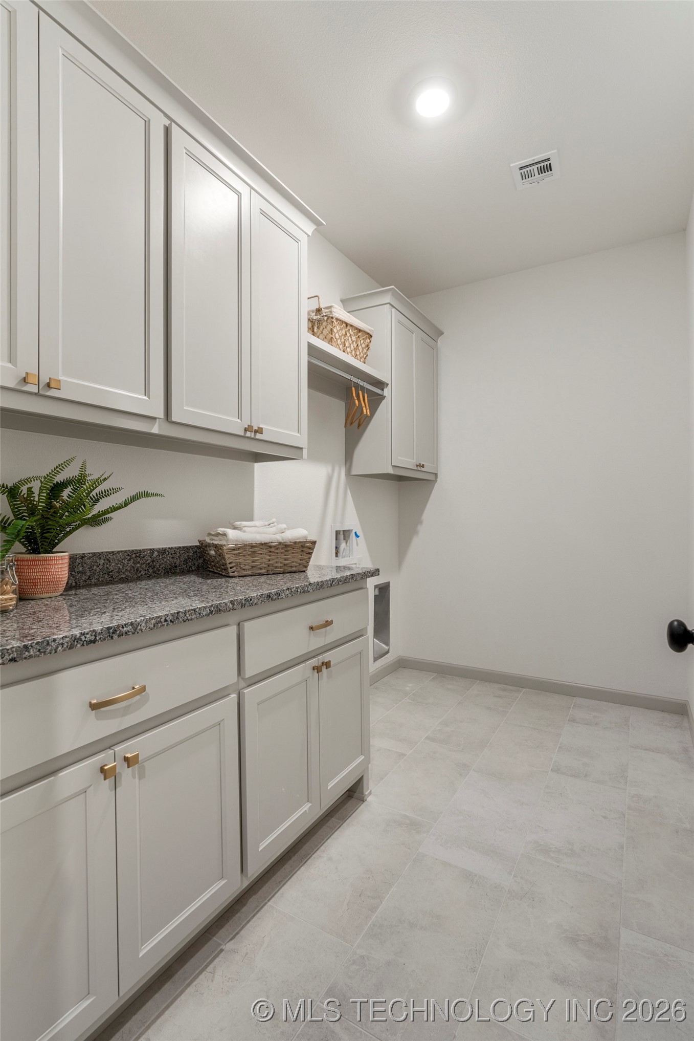 117 W 168th Street S