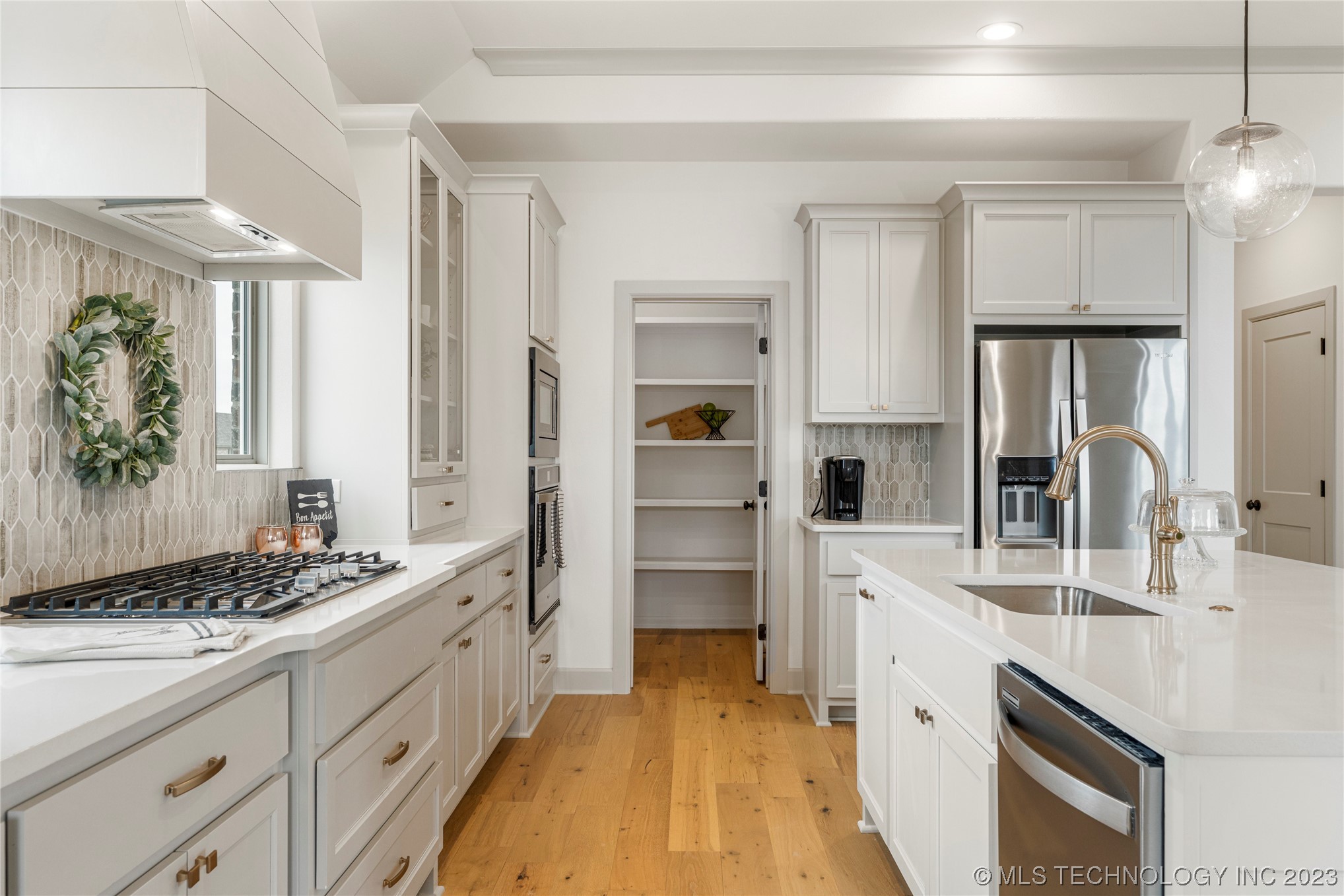 117 W 168th Street S