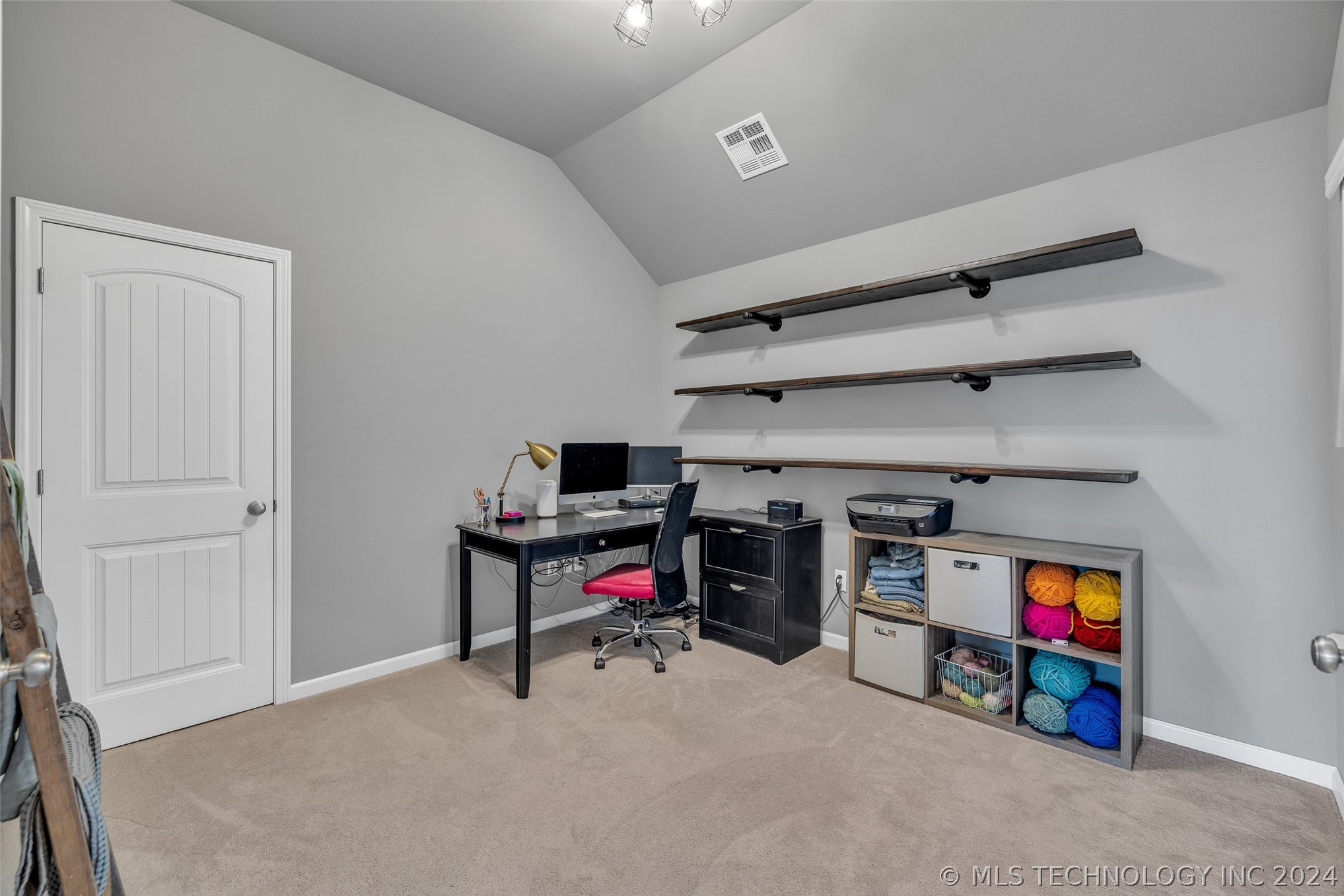 6106 S 13th Place