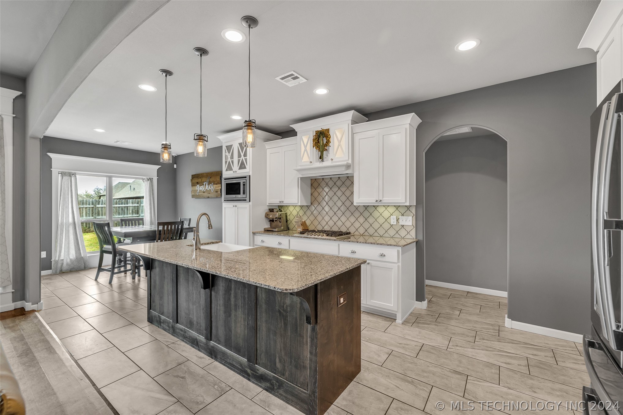 6106 S 13th Place