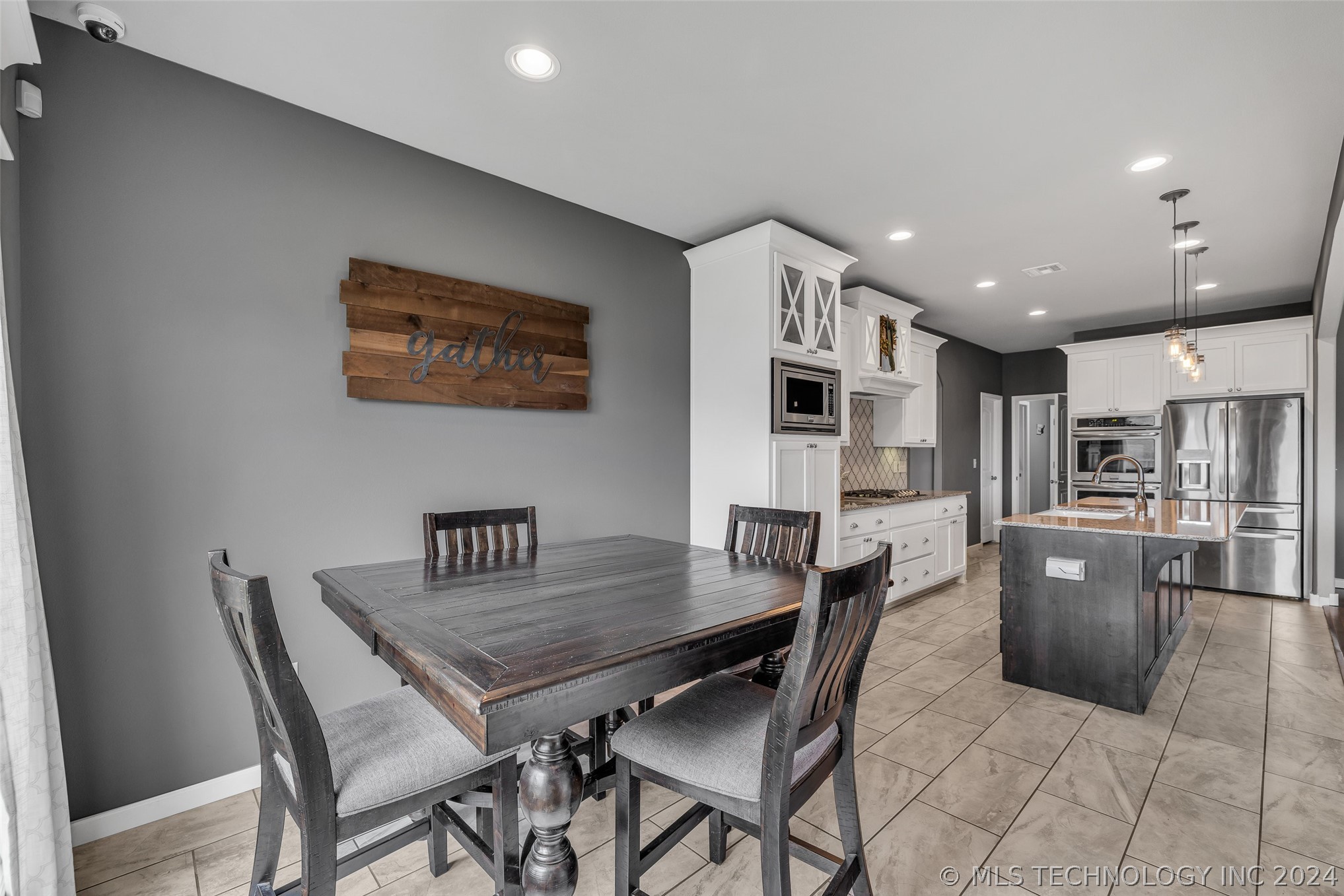 6106 S 13th Place