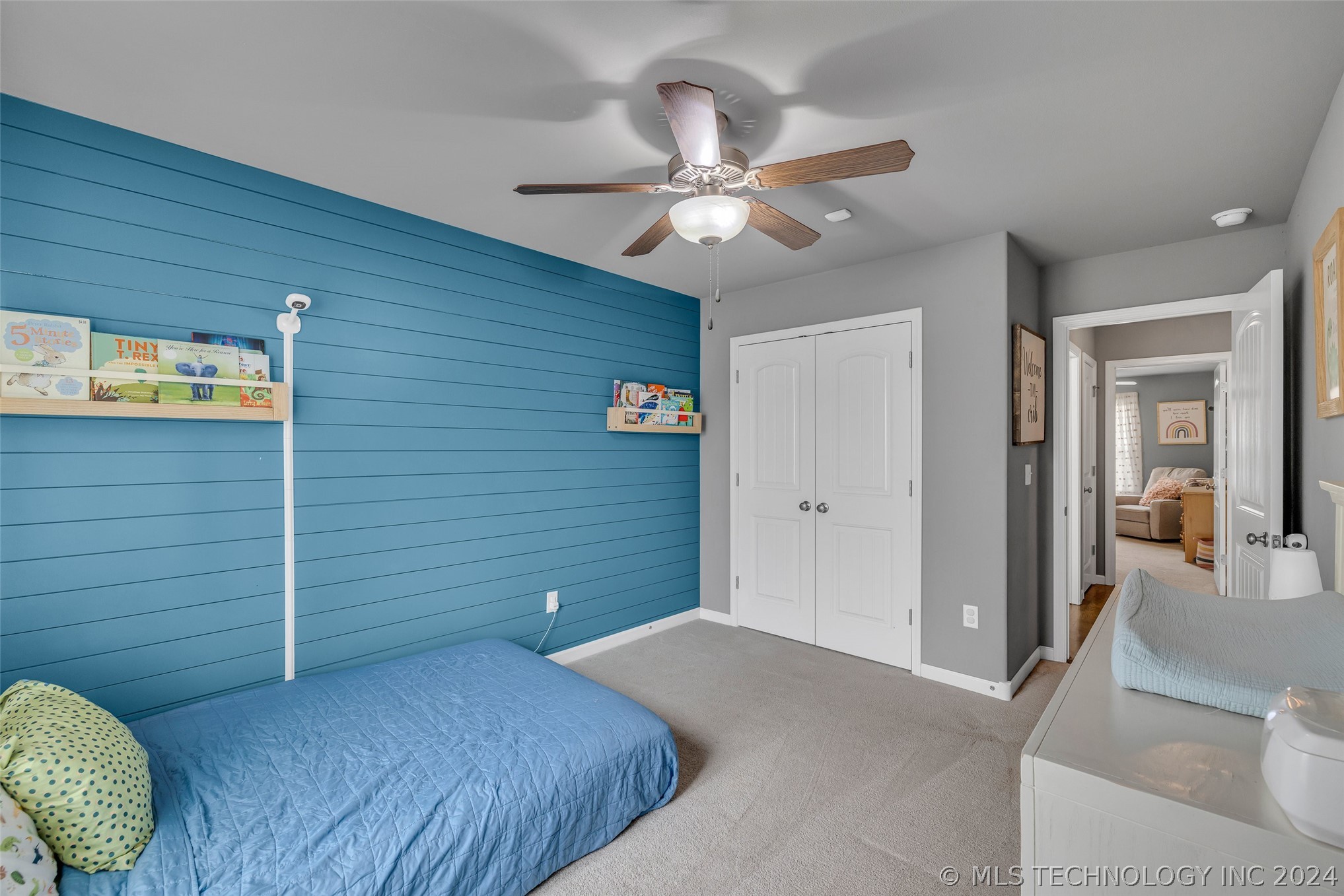 6106 S 13th Place