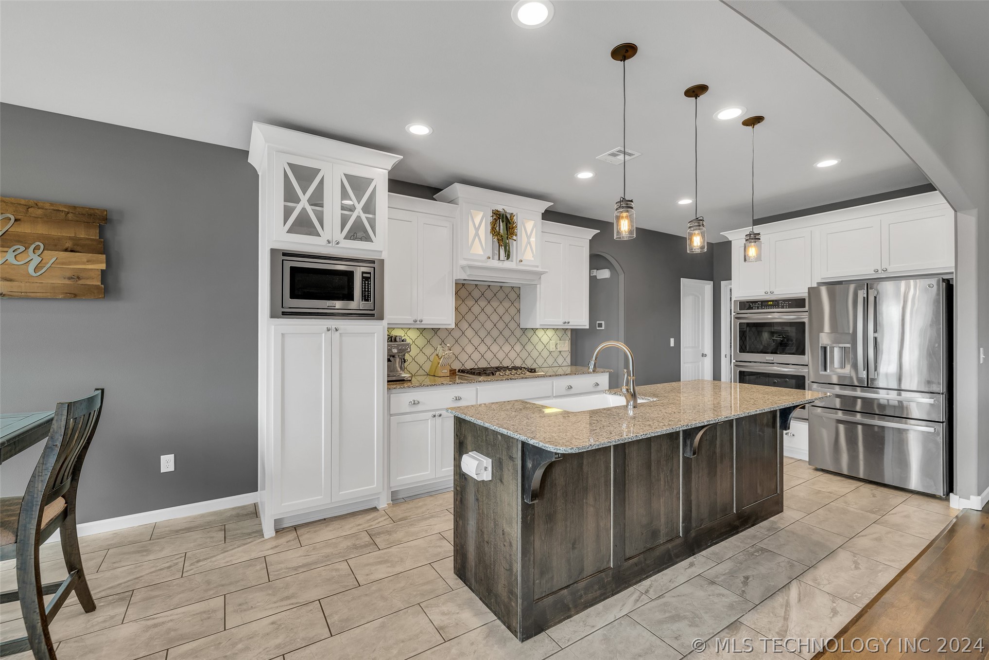 6106 S 13th Place