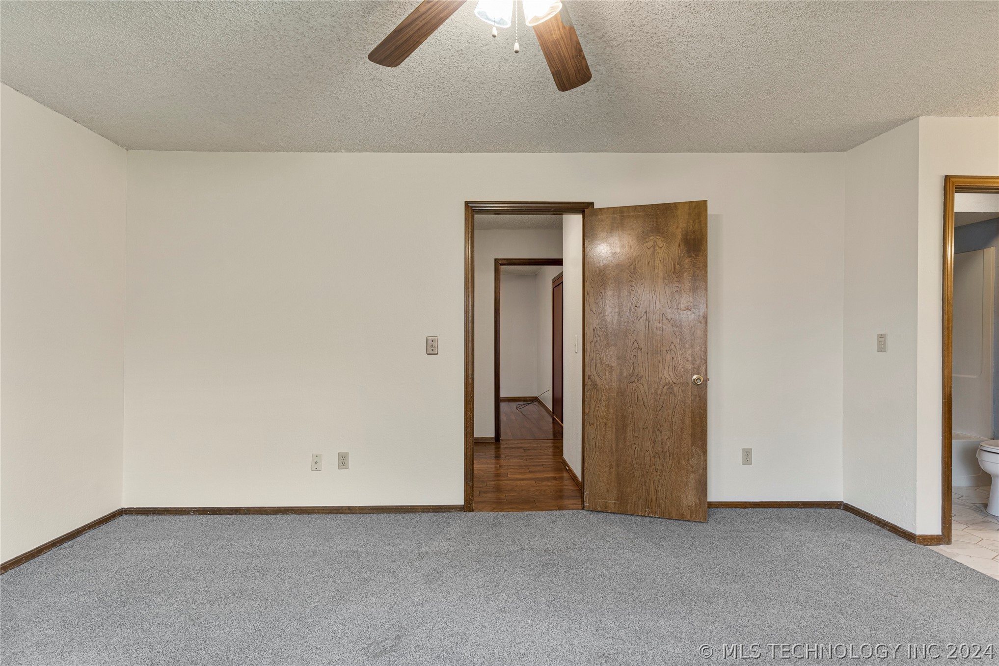 3225 S 148th East Avenue