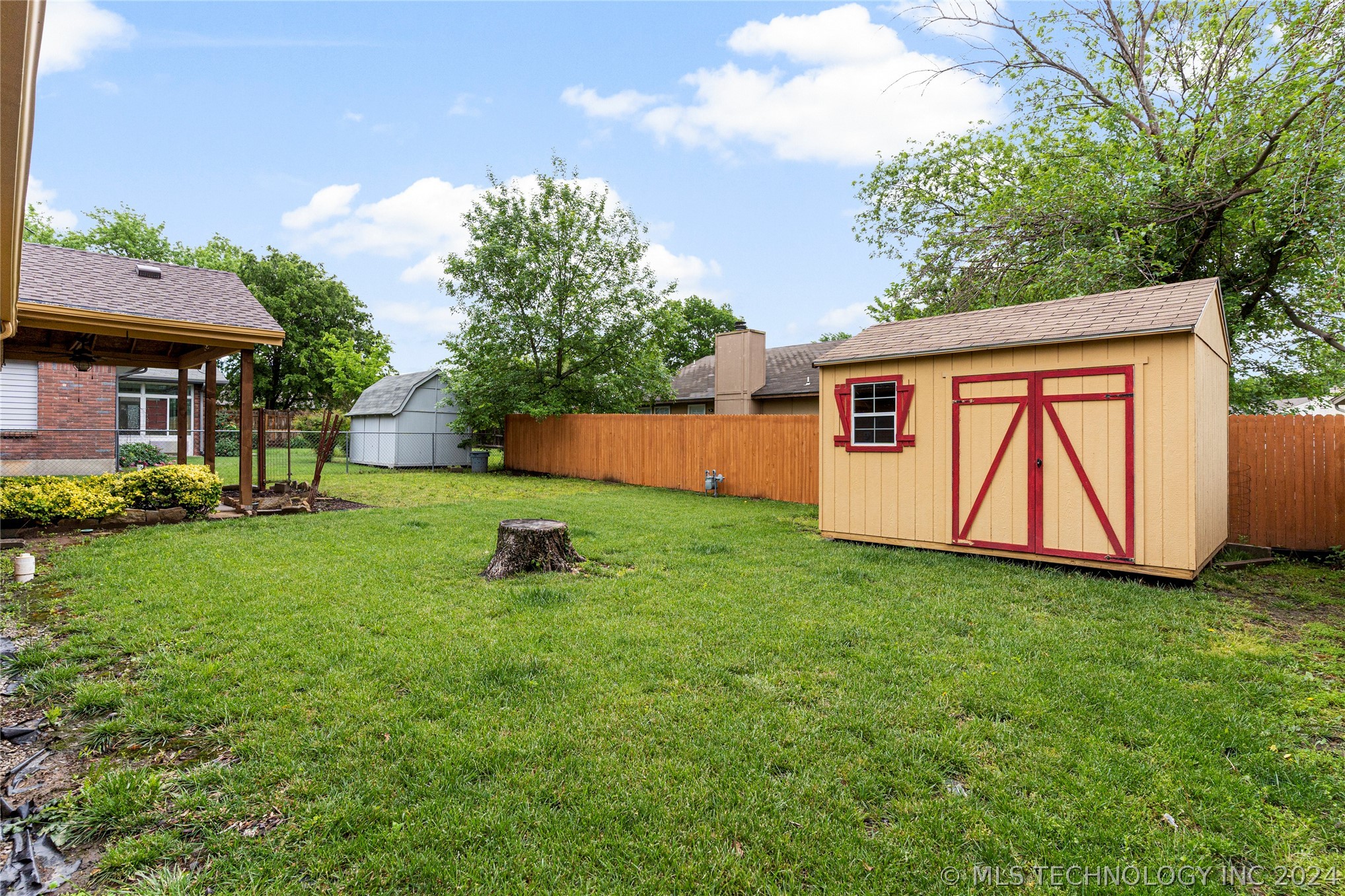 3225 S 148th East Avenue