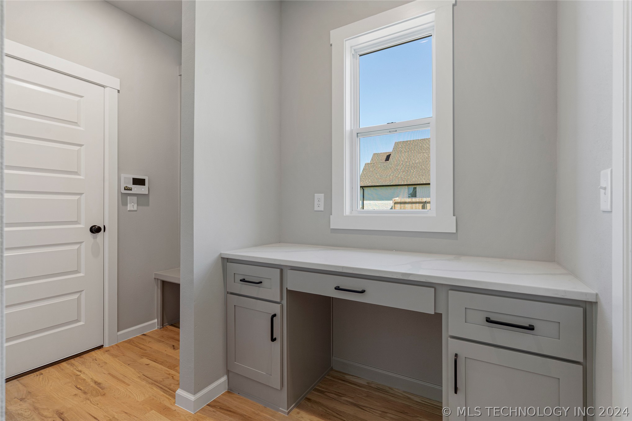 13703 S 20th Place E
