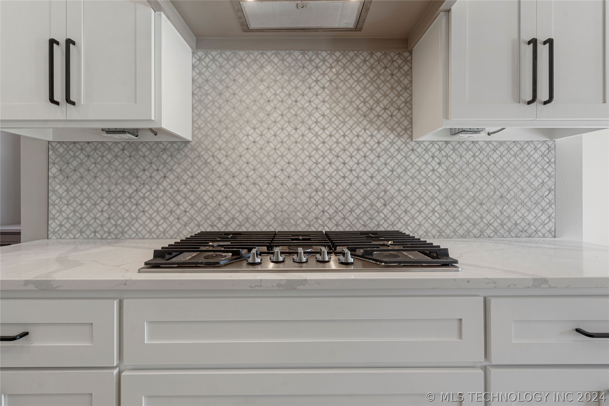 13703 S 20th Place E