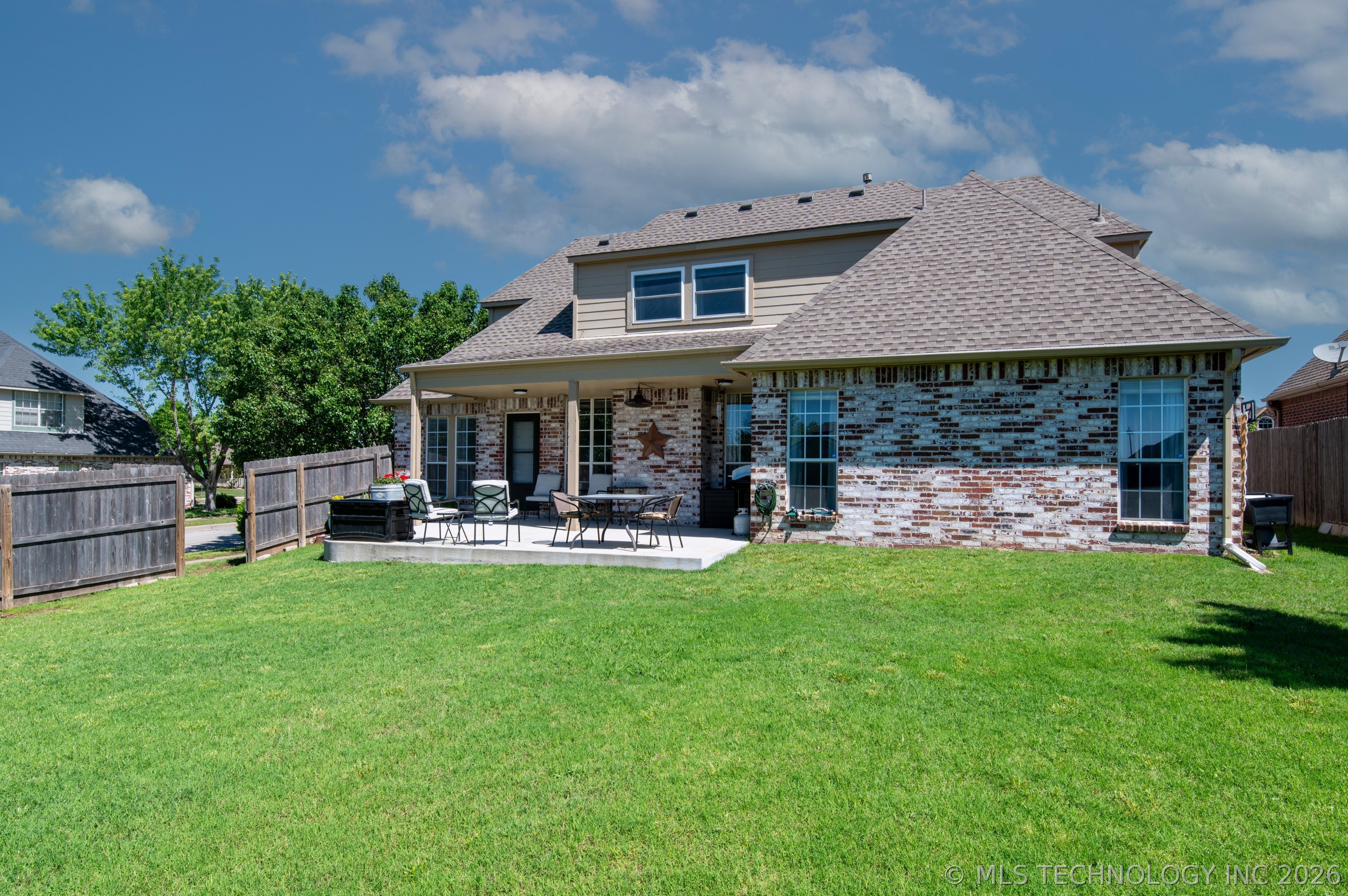 13602 E 89th Street North