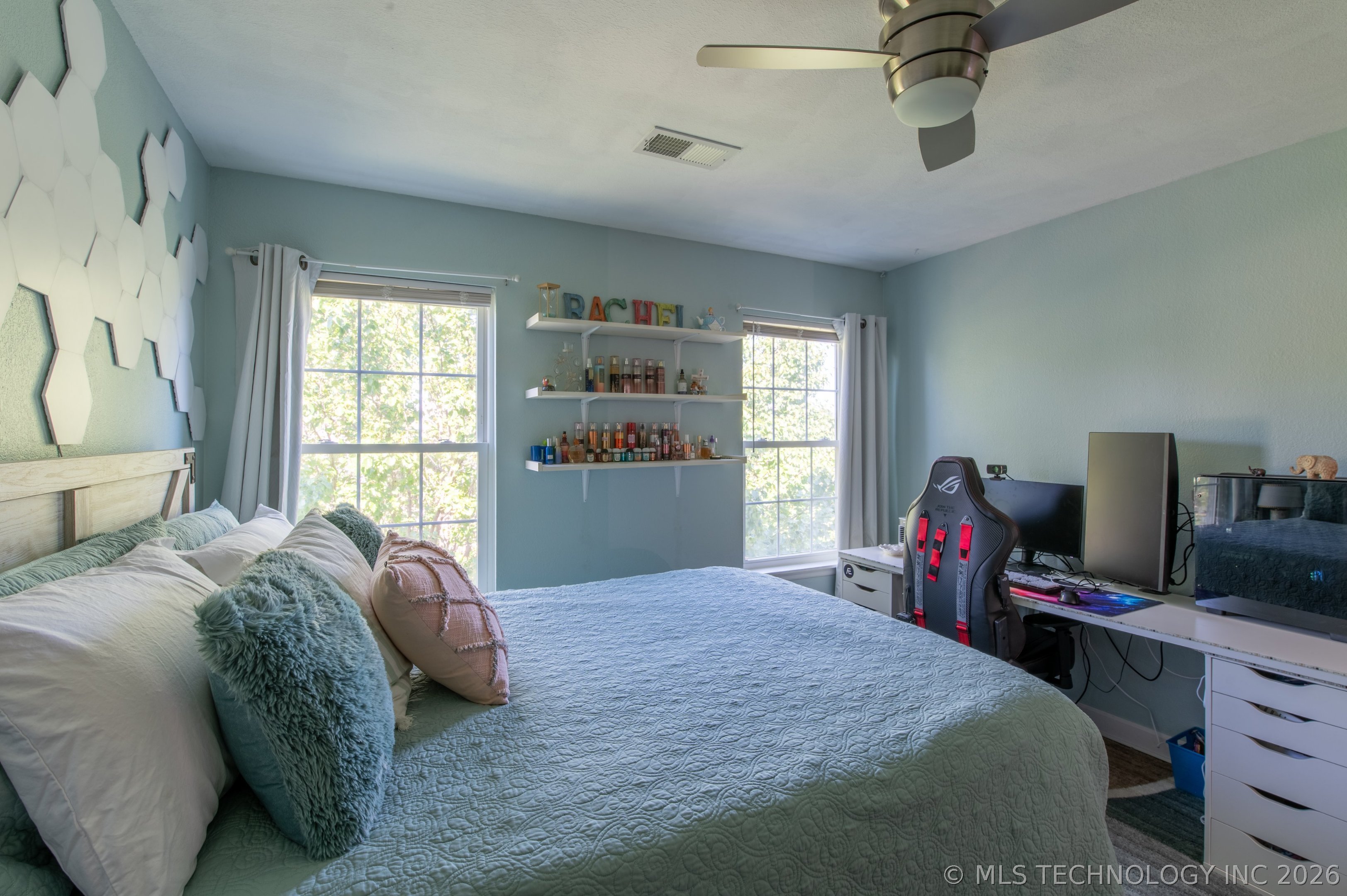 13602 E 89th Street North