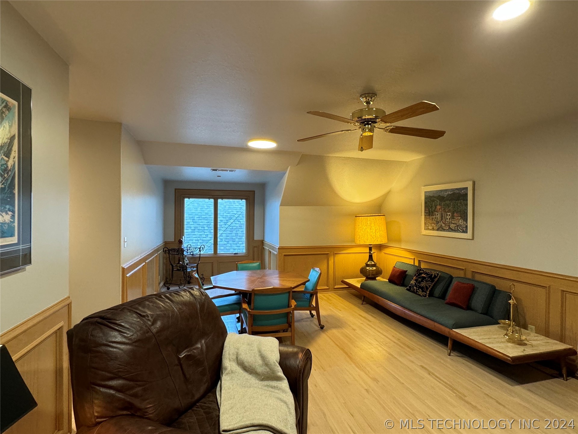 5835 W Orlando Circle