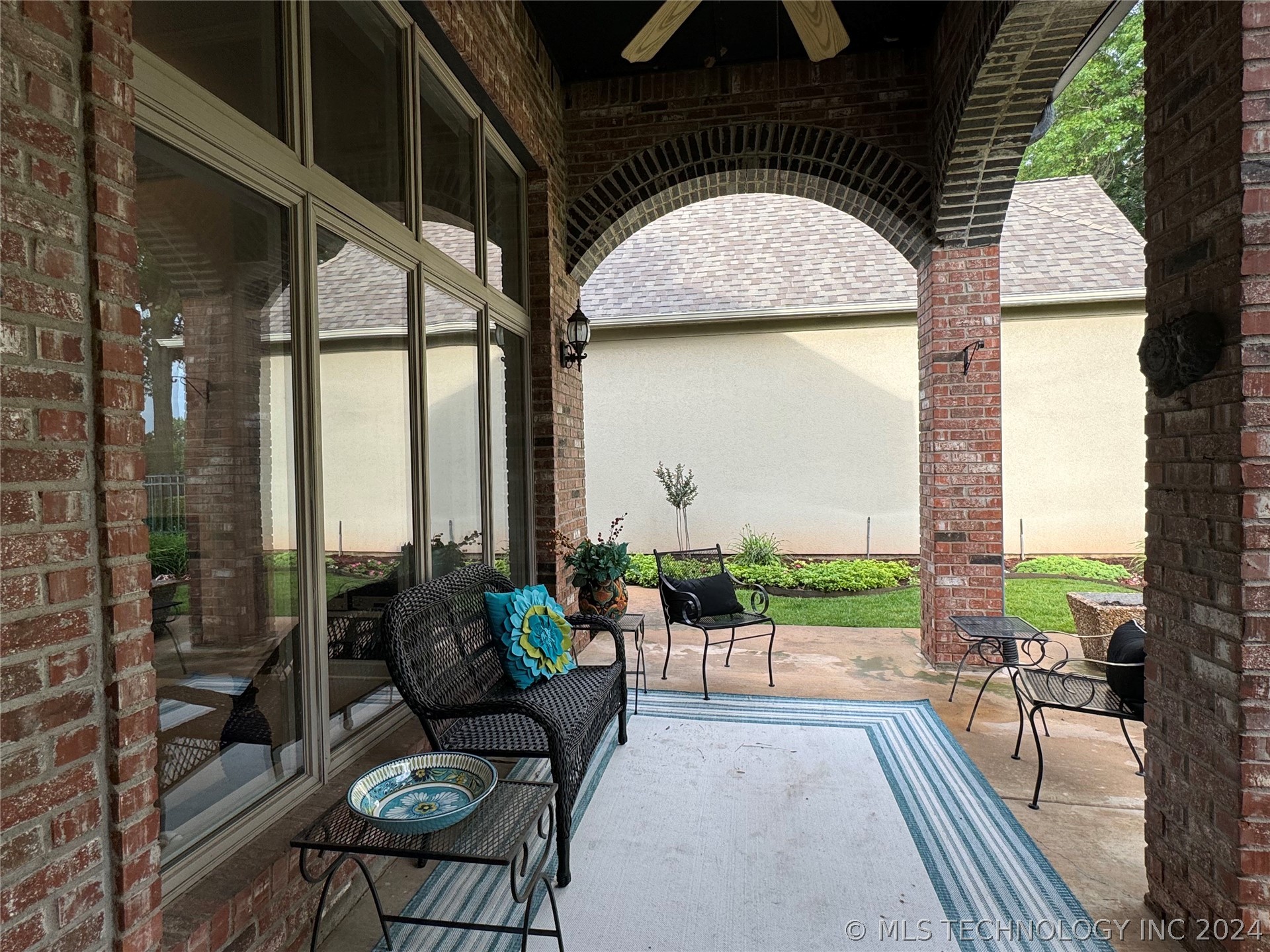5835 W Orlando Circle