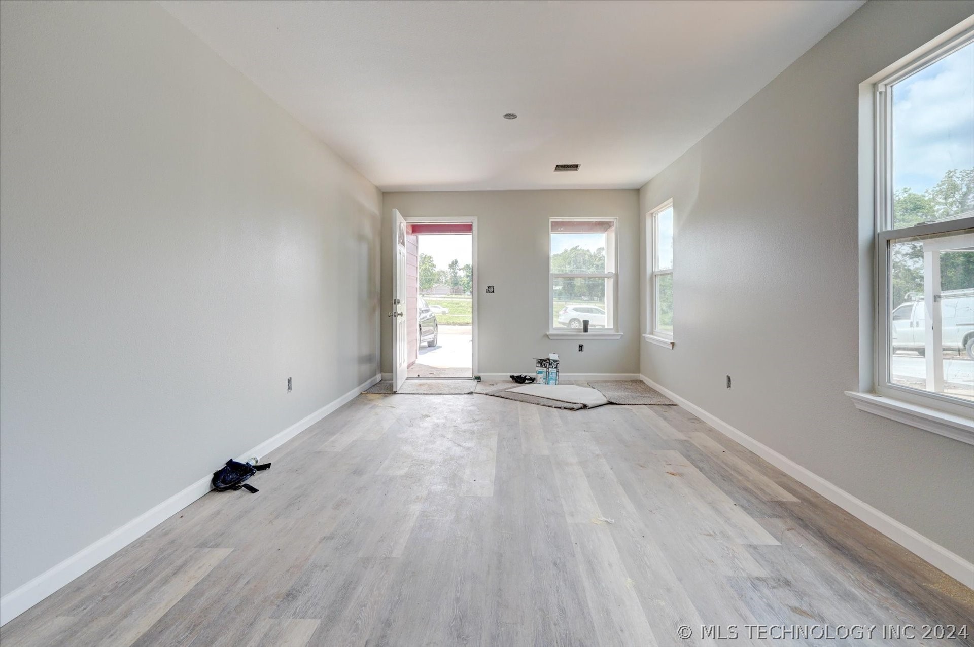 5310 S Hwy 97