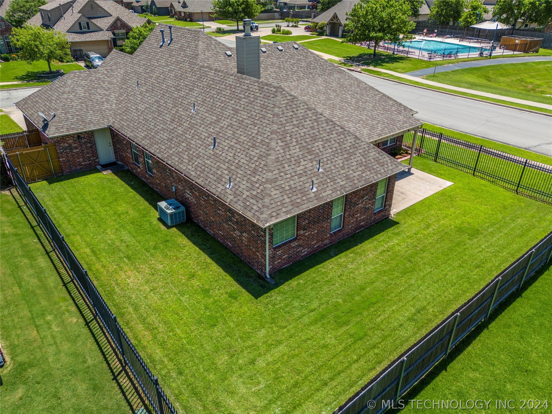 4722 S 175th East Avenue