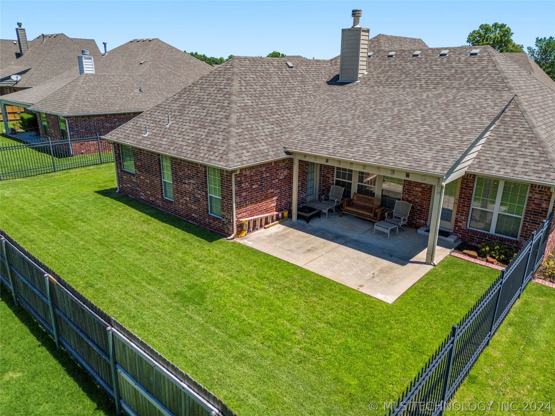4722 S 175th East Avenue