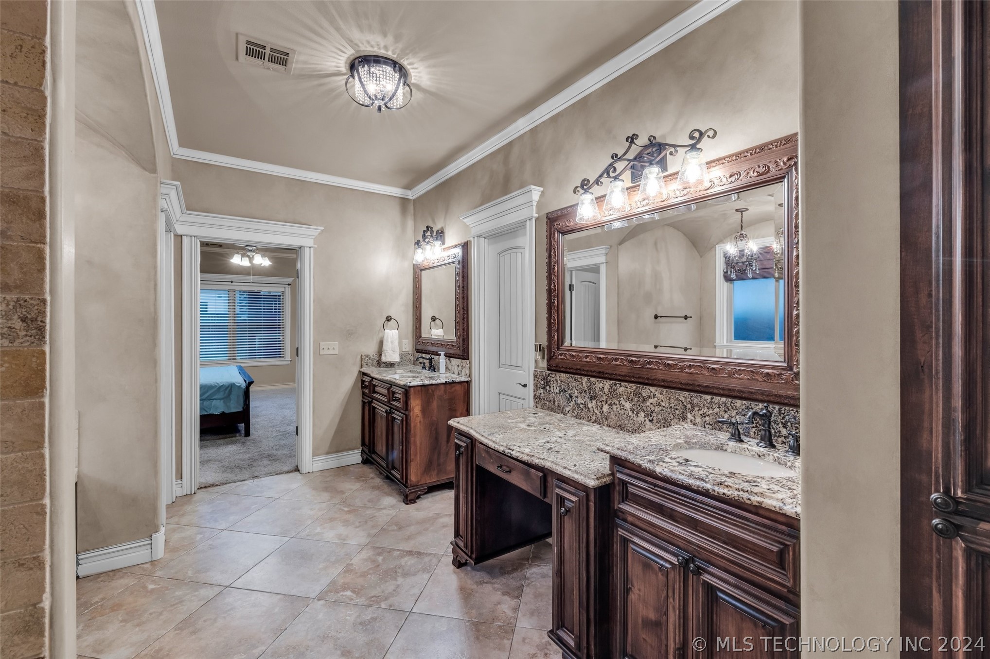 3810 E 117th Place S