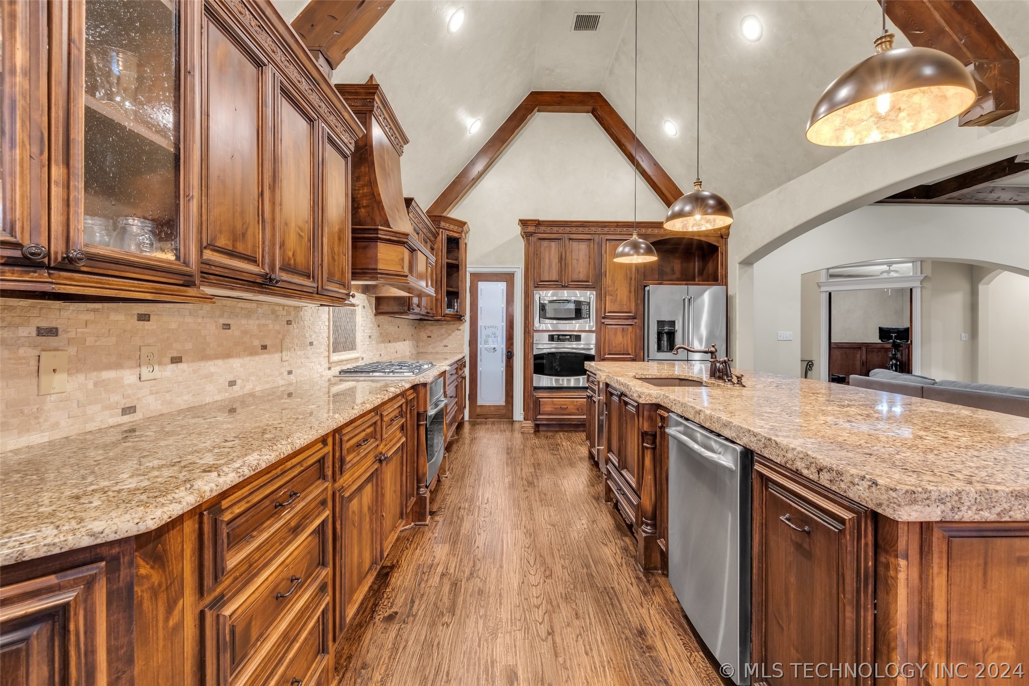 3810 E 117th Place S