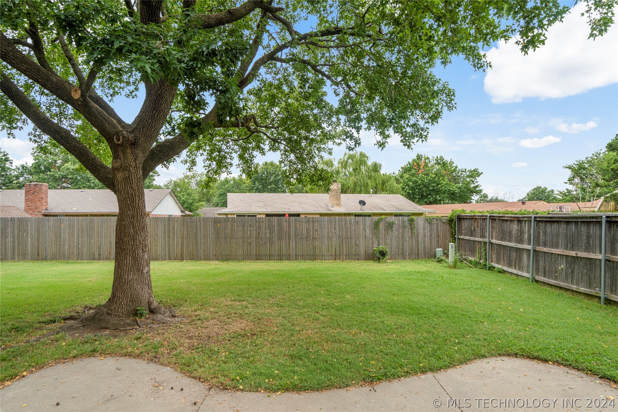 7076 E 52nd Street