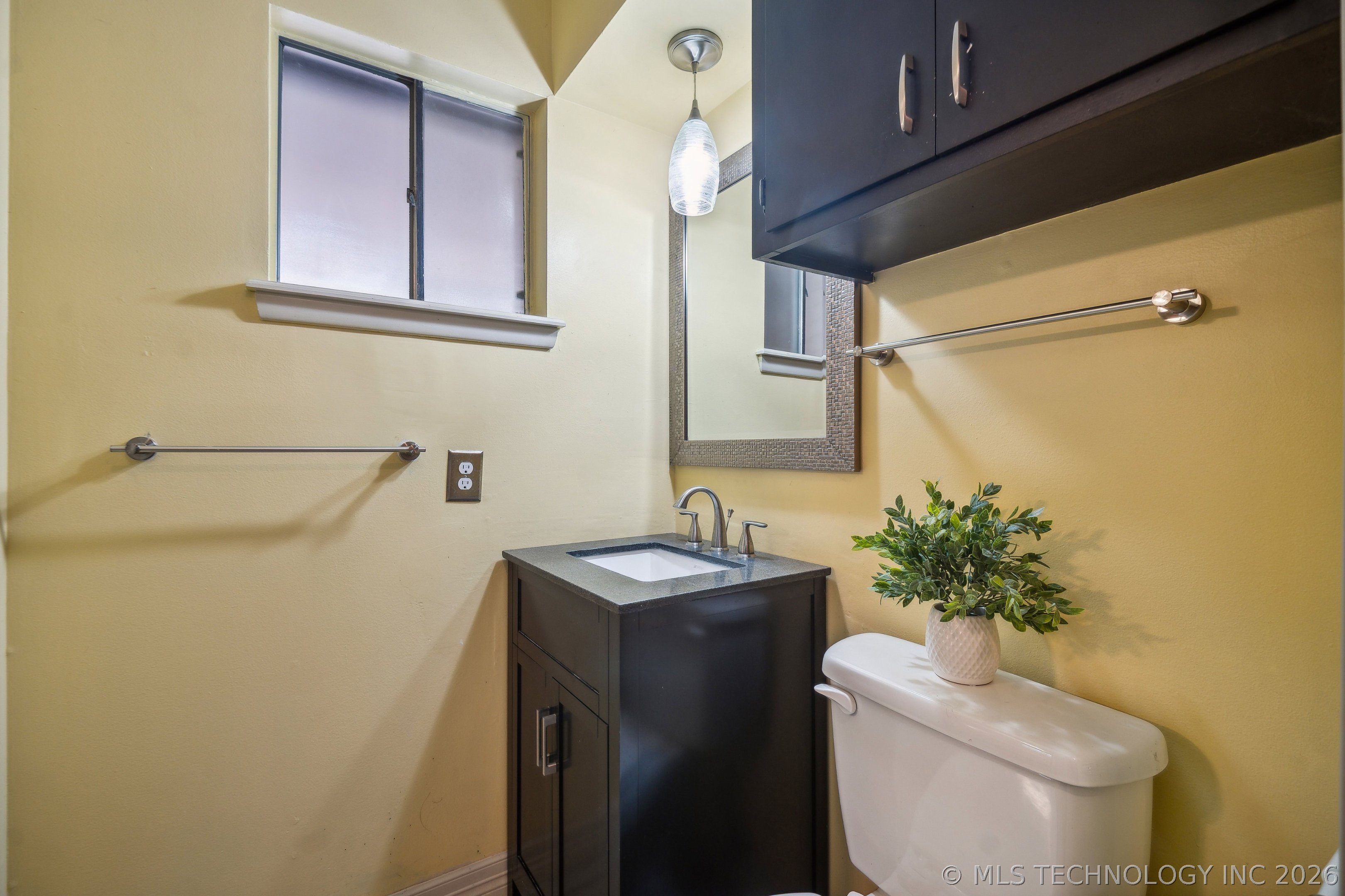 7216 E 55th Place
