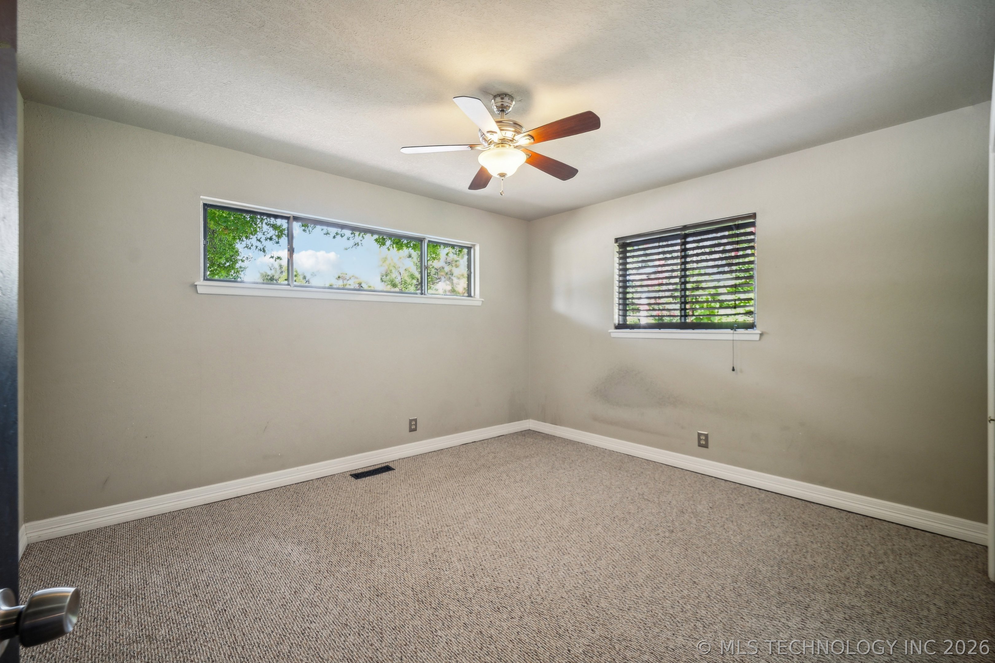 7216 E 55th Place