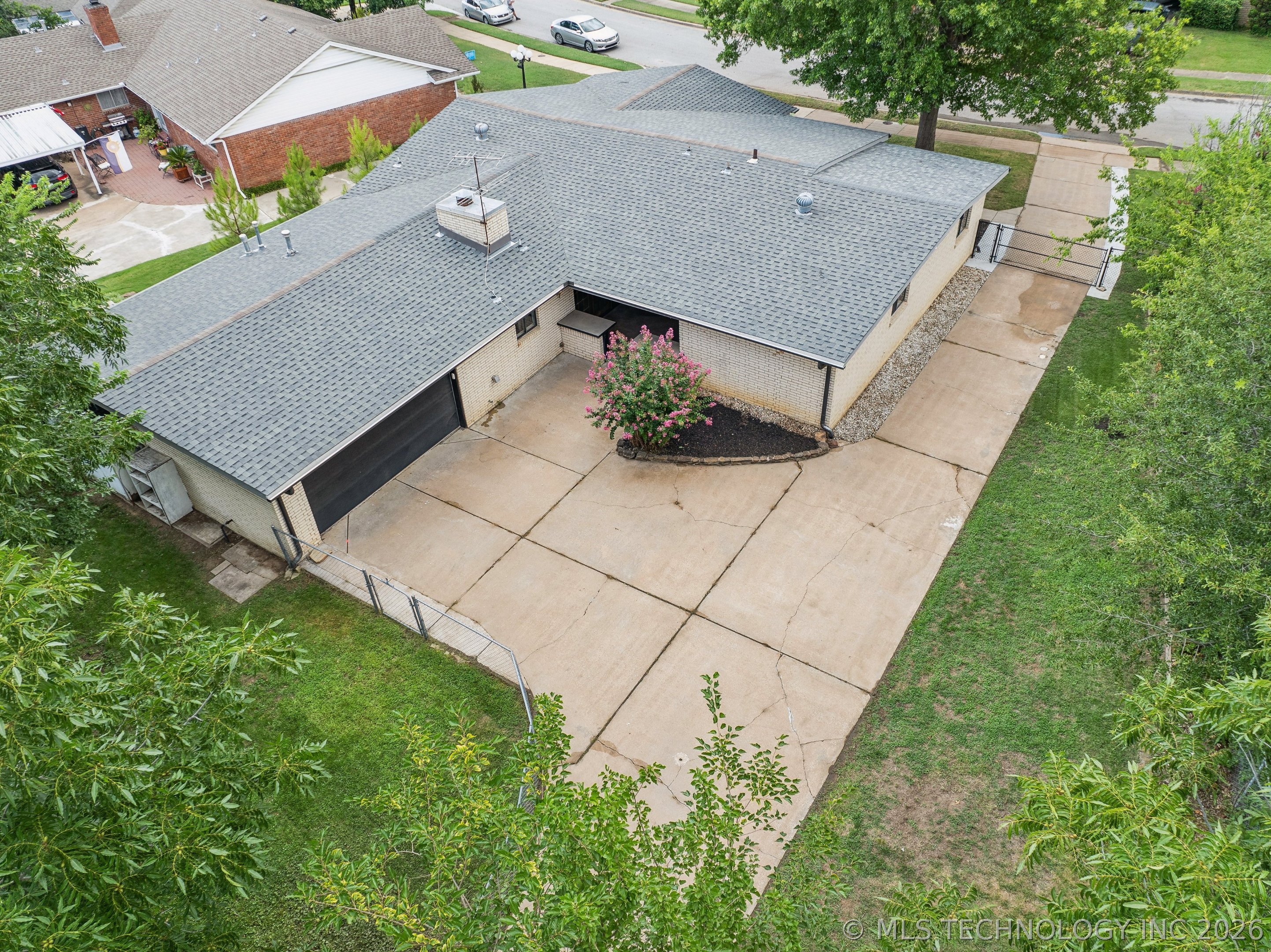 7216 E 55th Place