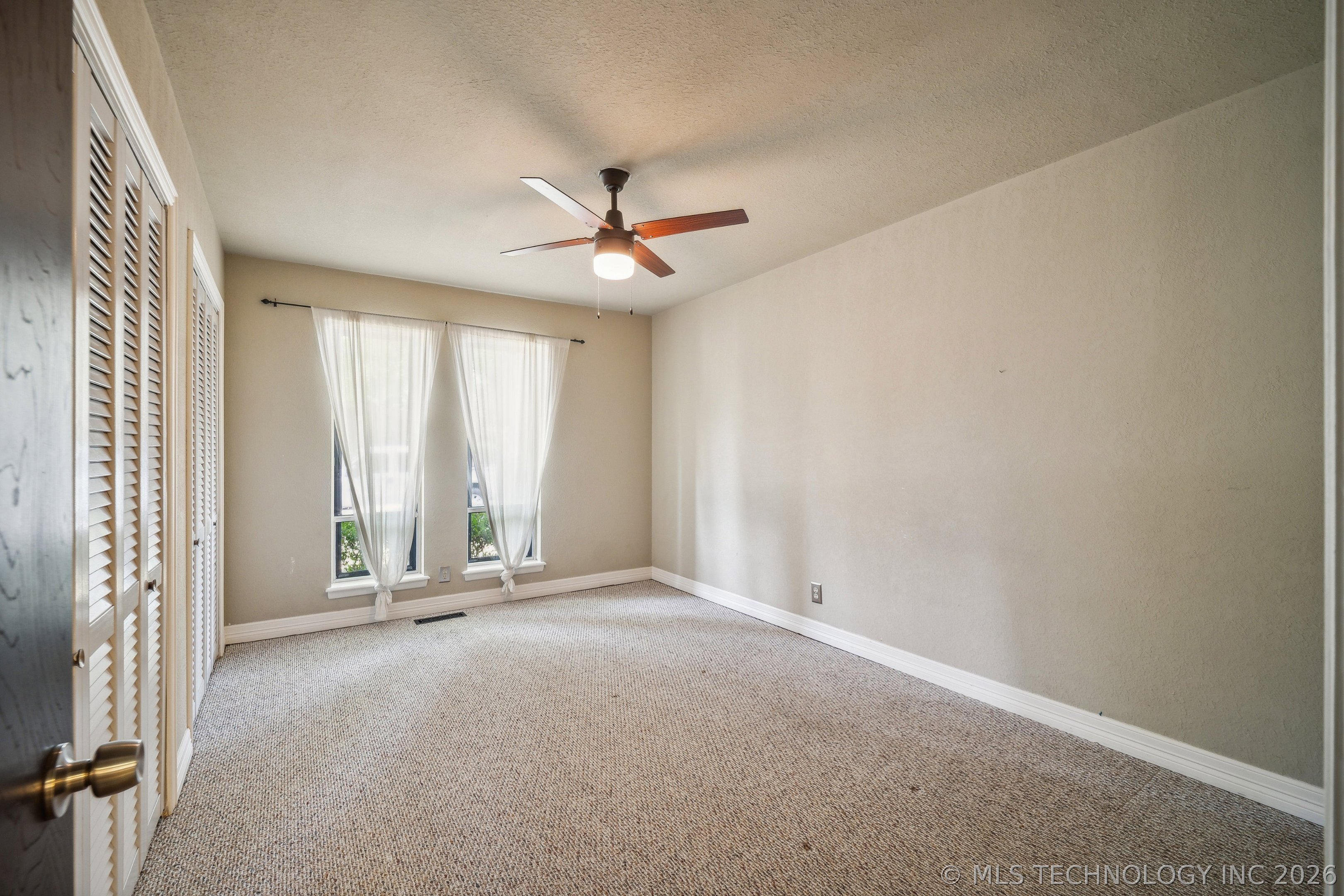 7216 E 55th Place