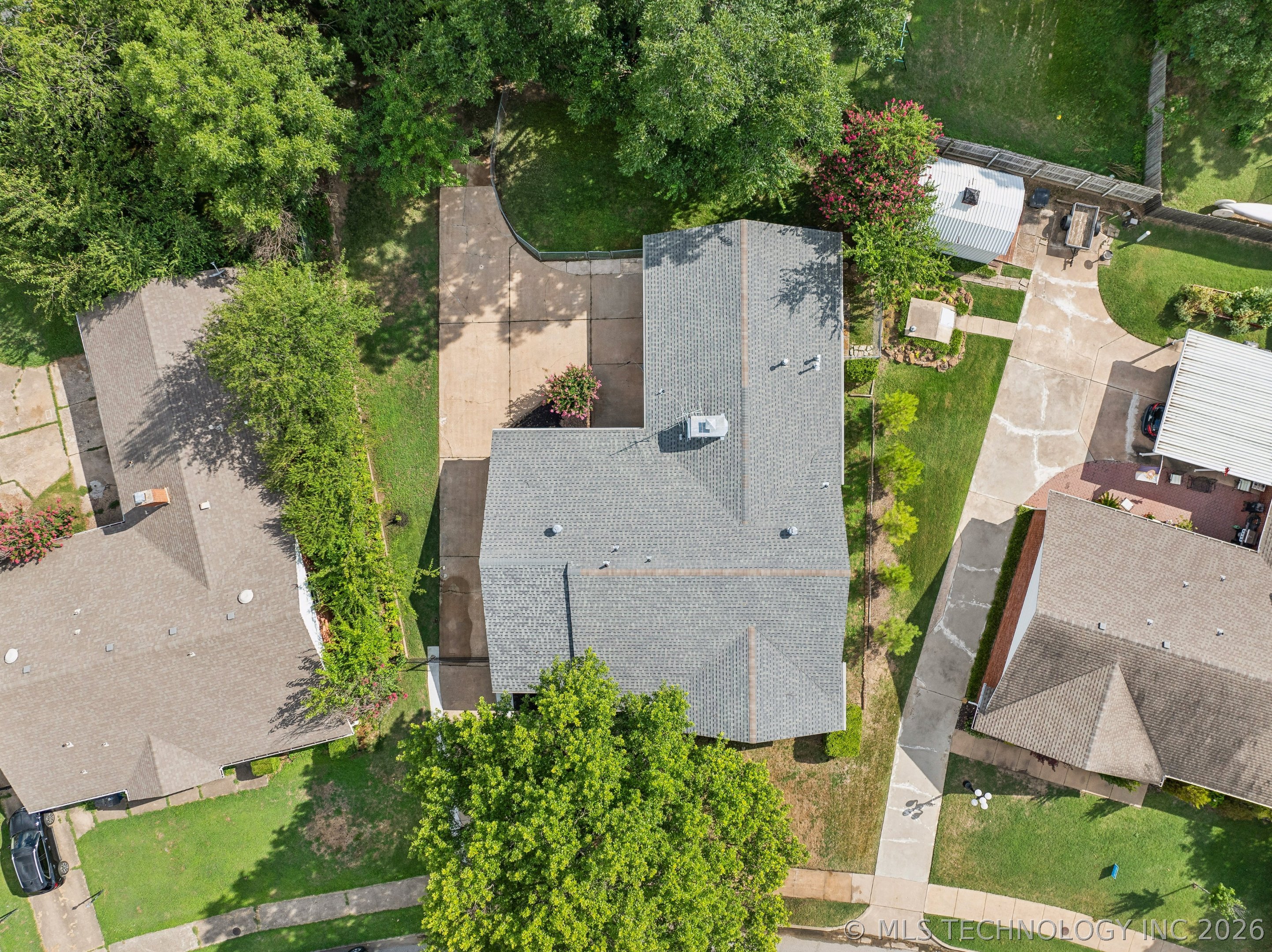 7216 E 55th Place