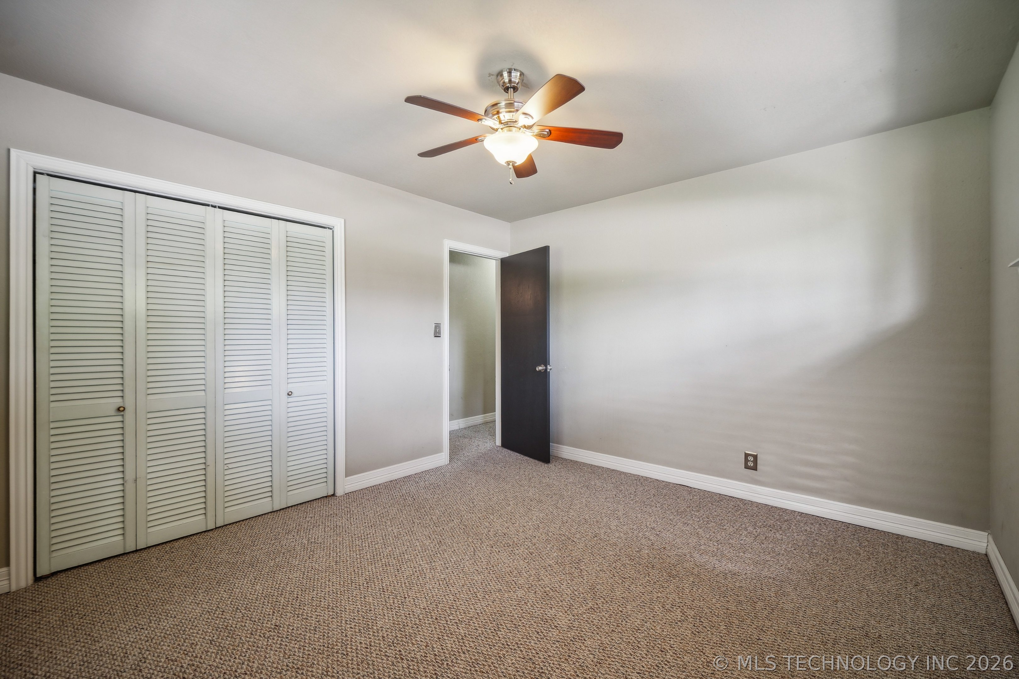 7216 E 55th Place