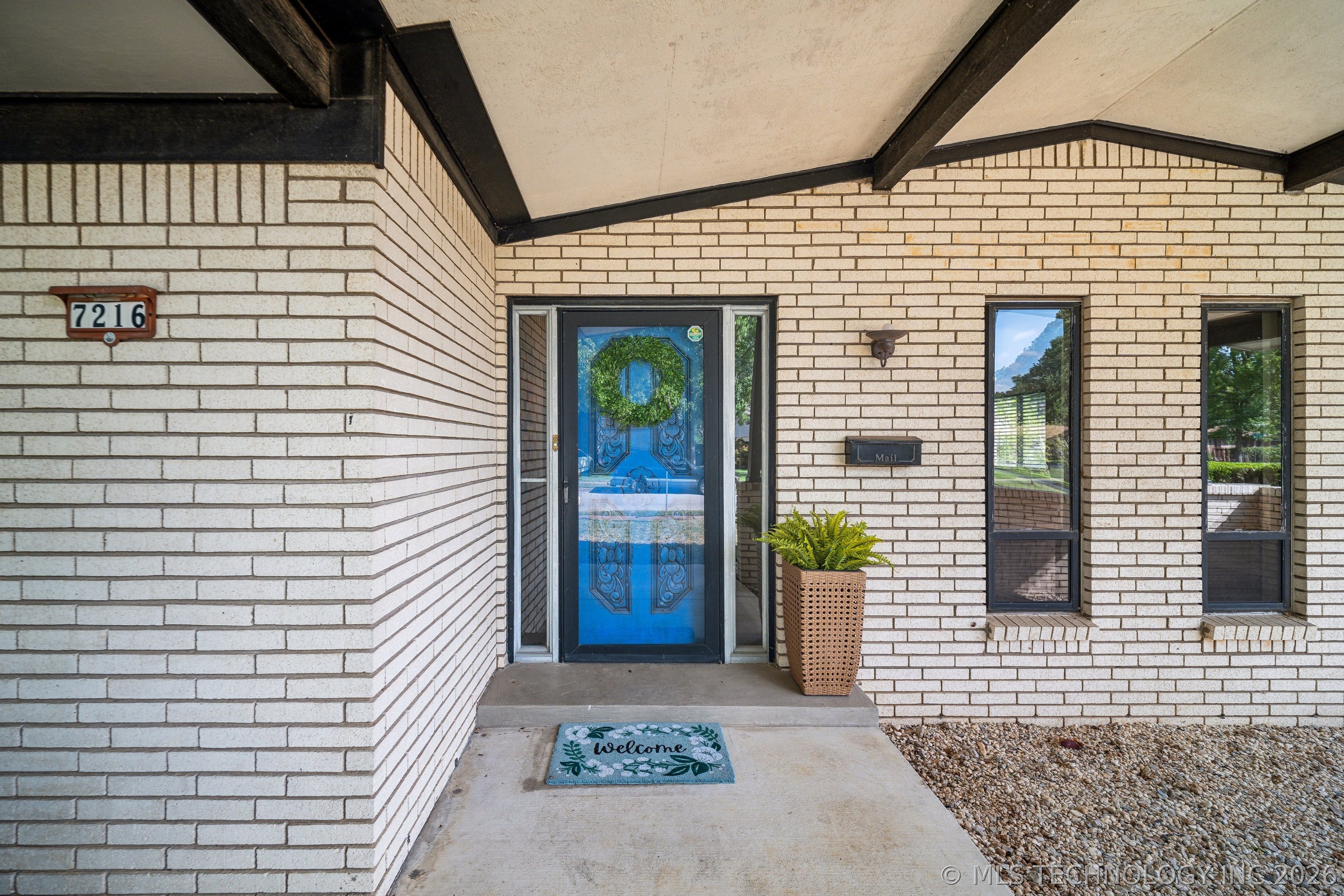 7216 E 55th Place