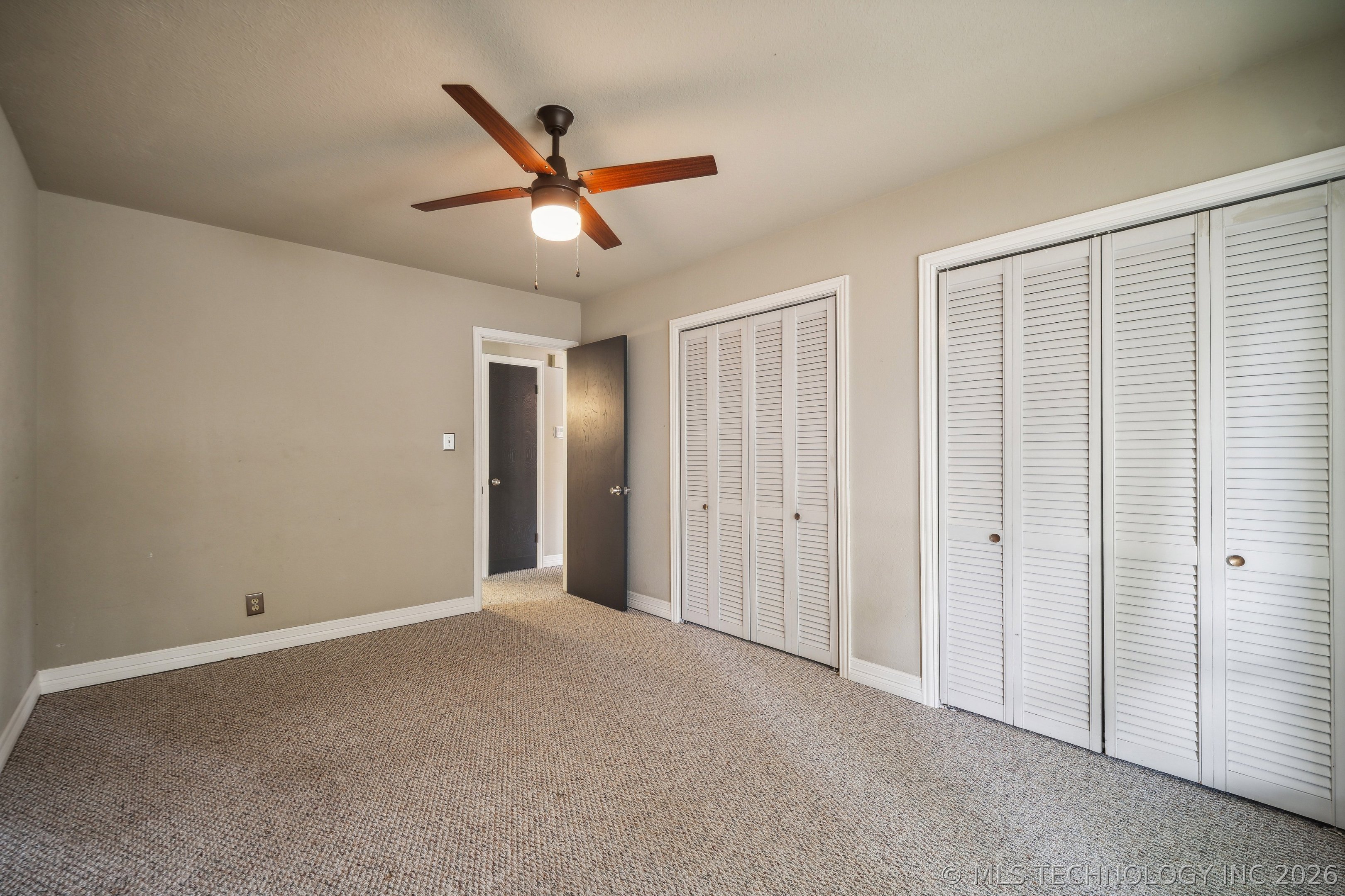 7216 E 55th Place